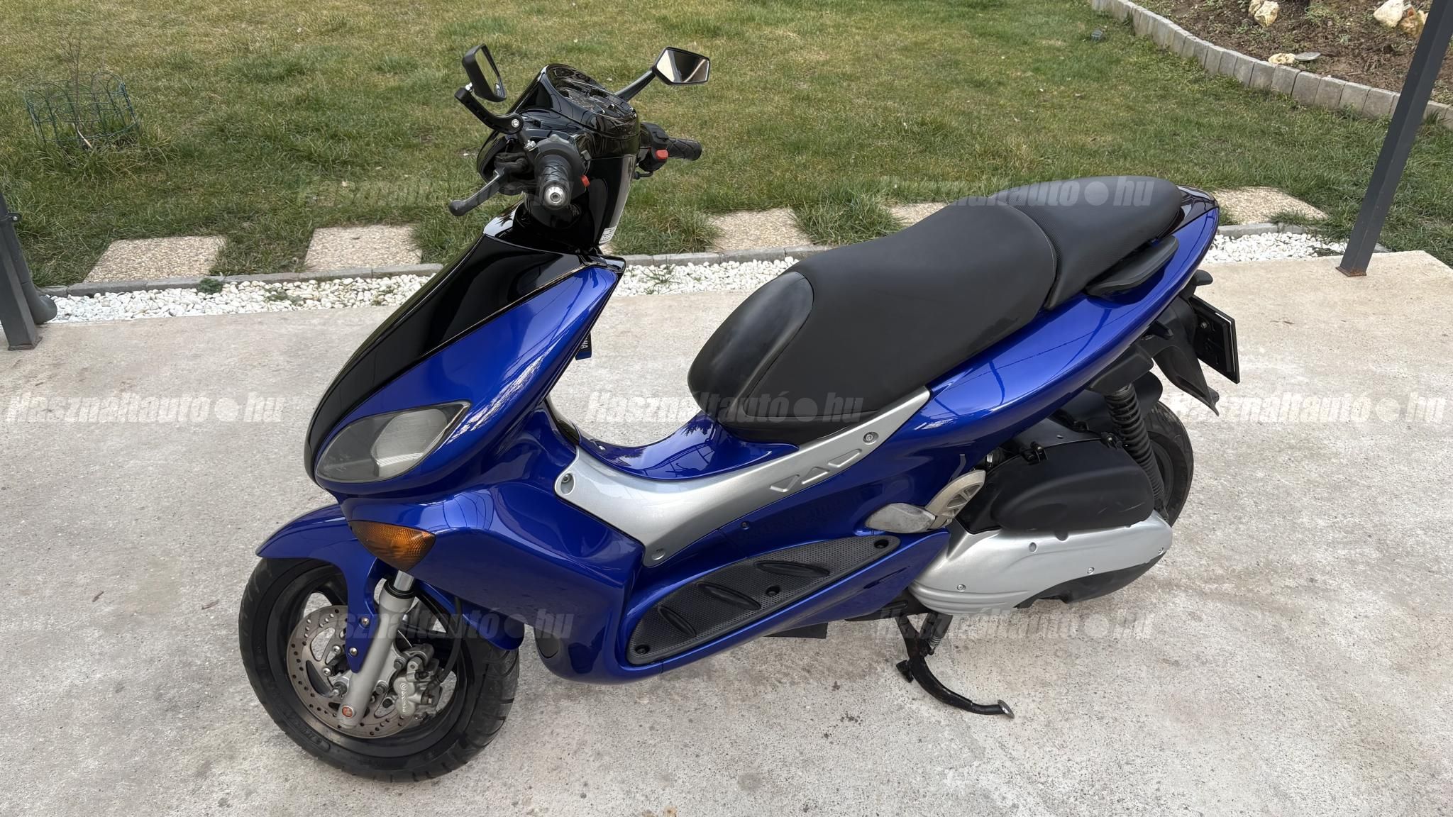 YAMAHA MAXSTER 125 2001 - 1