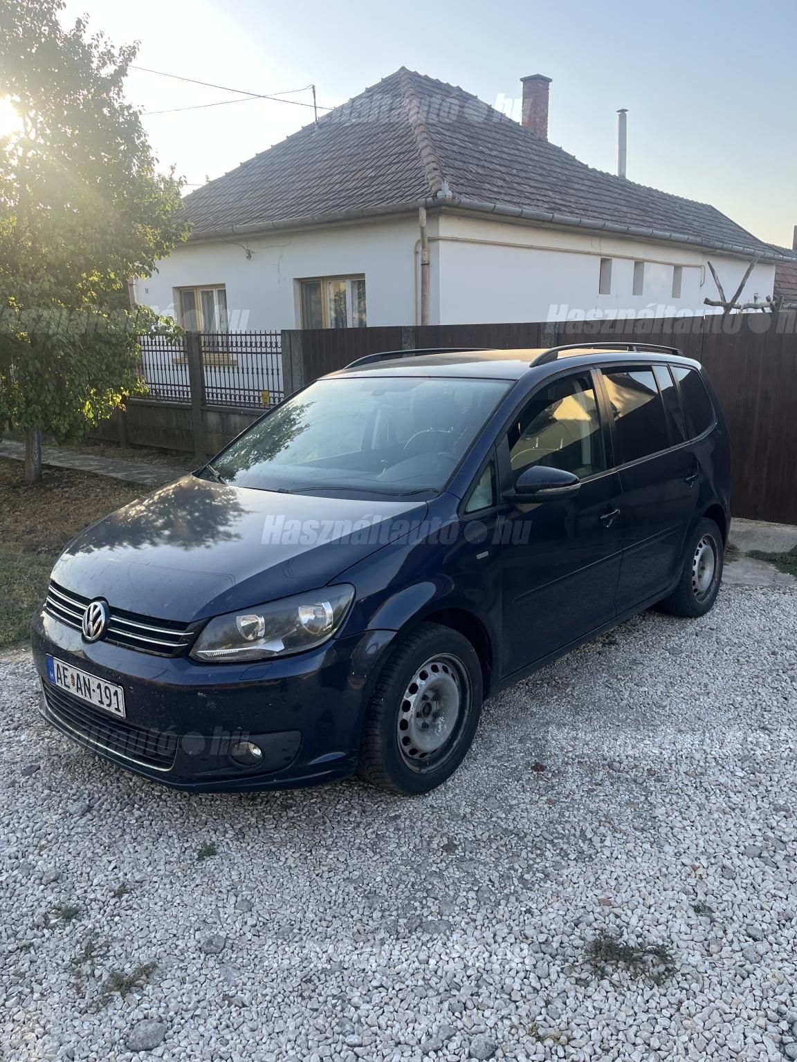 VOLKSWAGEN TOURAN 2012/11 - 1
