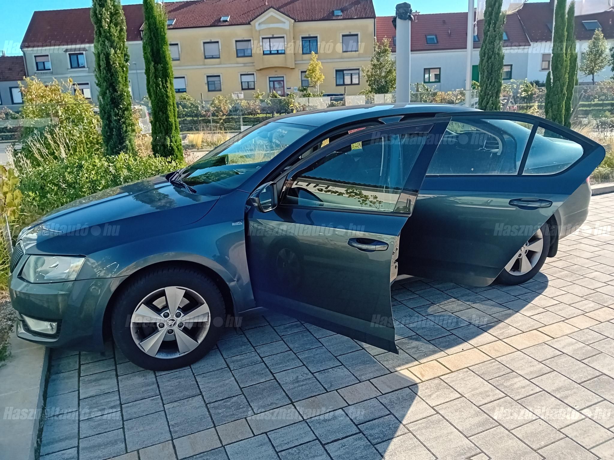 SKODA OCTAVIA 2015/2 - 1