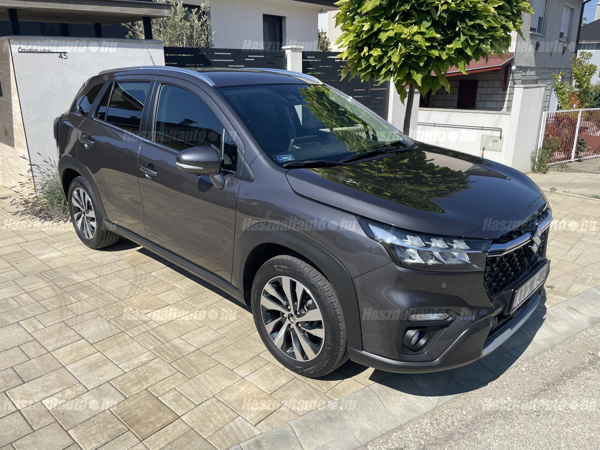 SUZUKI S-CROSS 2023/4 - 1