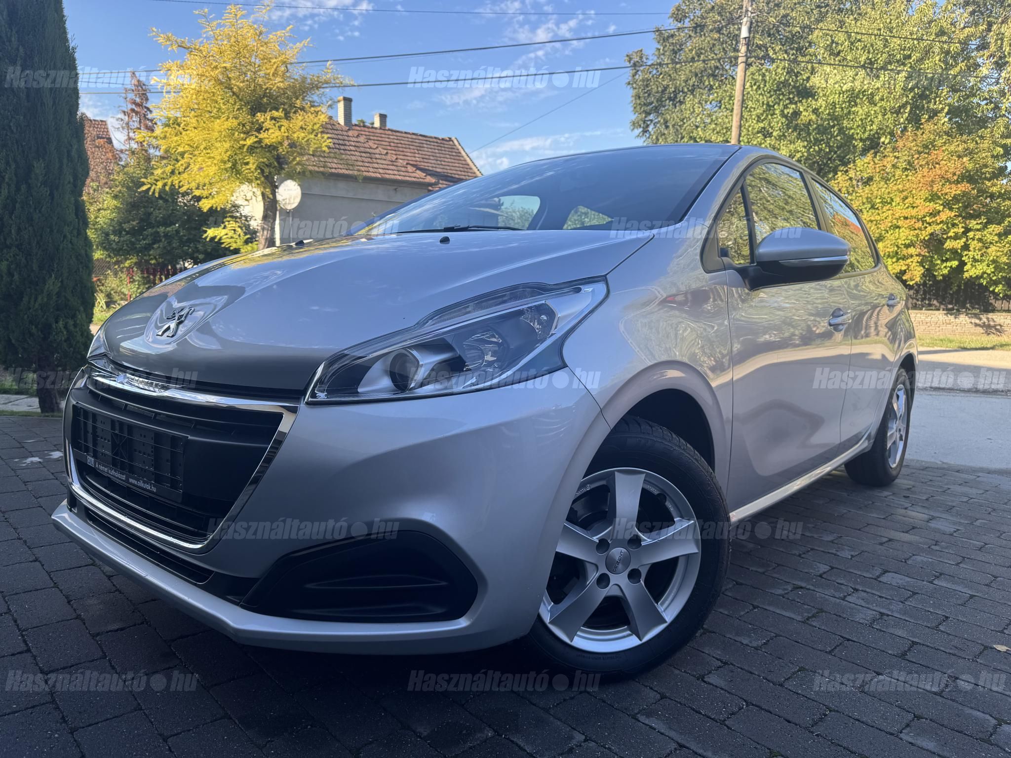 PEUGEOT 208 2016/10 - 1