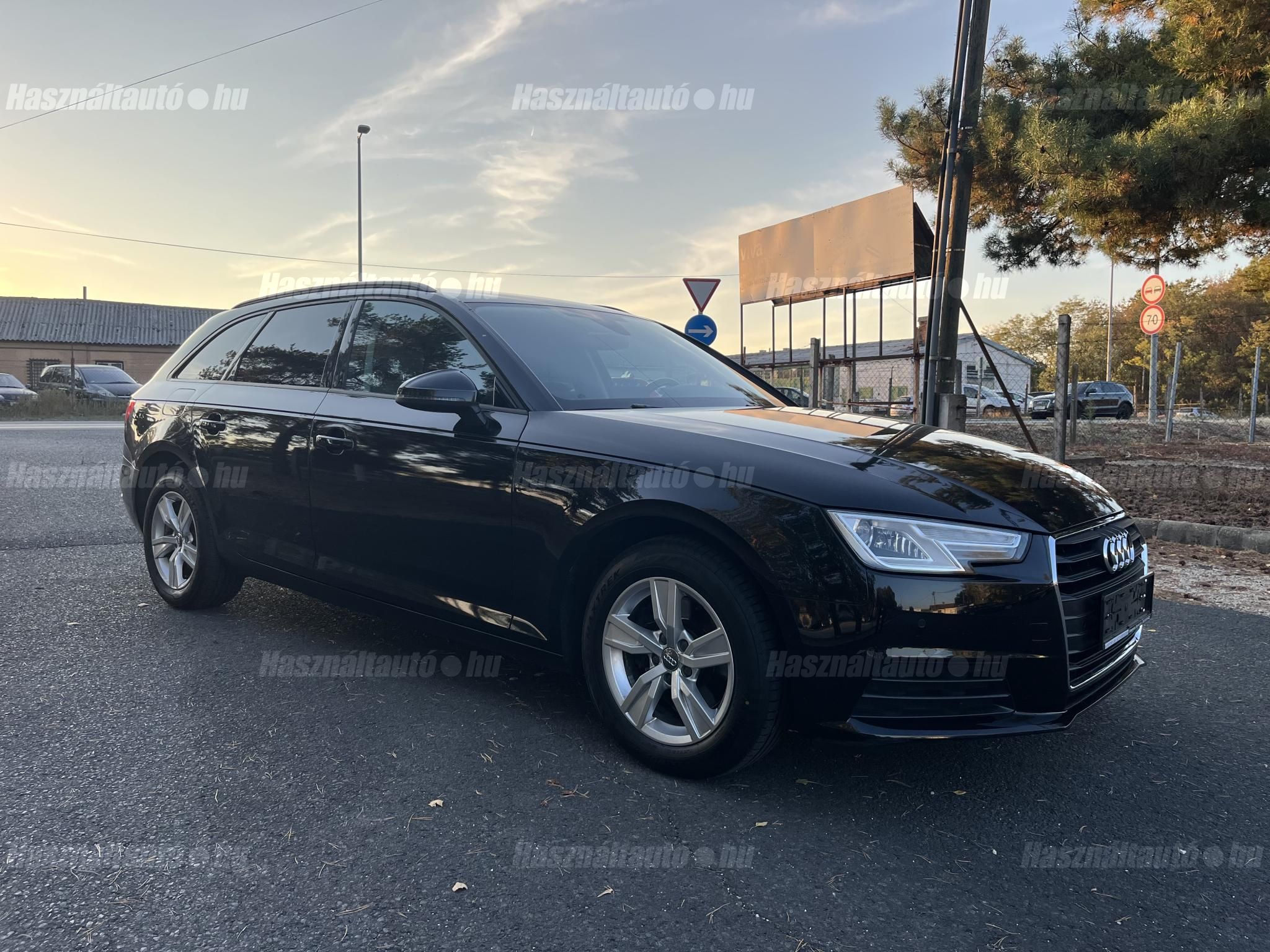 AUDI A4 2017/8 - 1