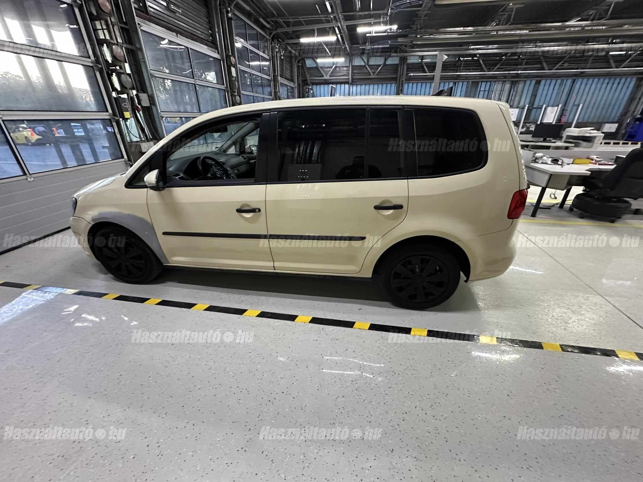 VOLKSWAGEN TOURAN 2014/1 - 1
