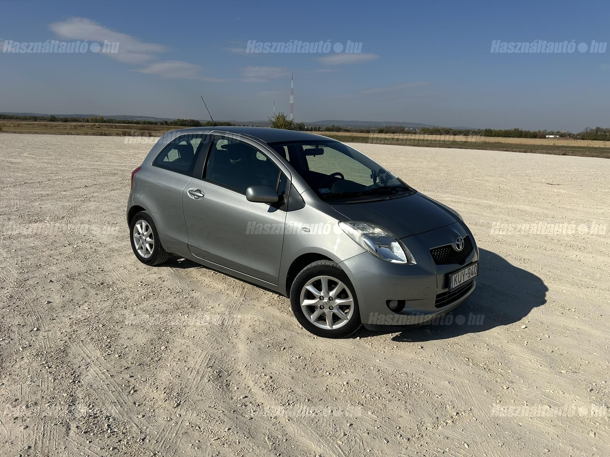 TOYOTA YARIS 2007/9 - 1