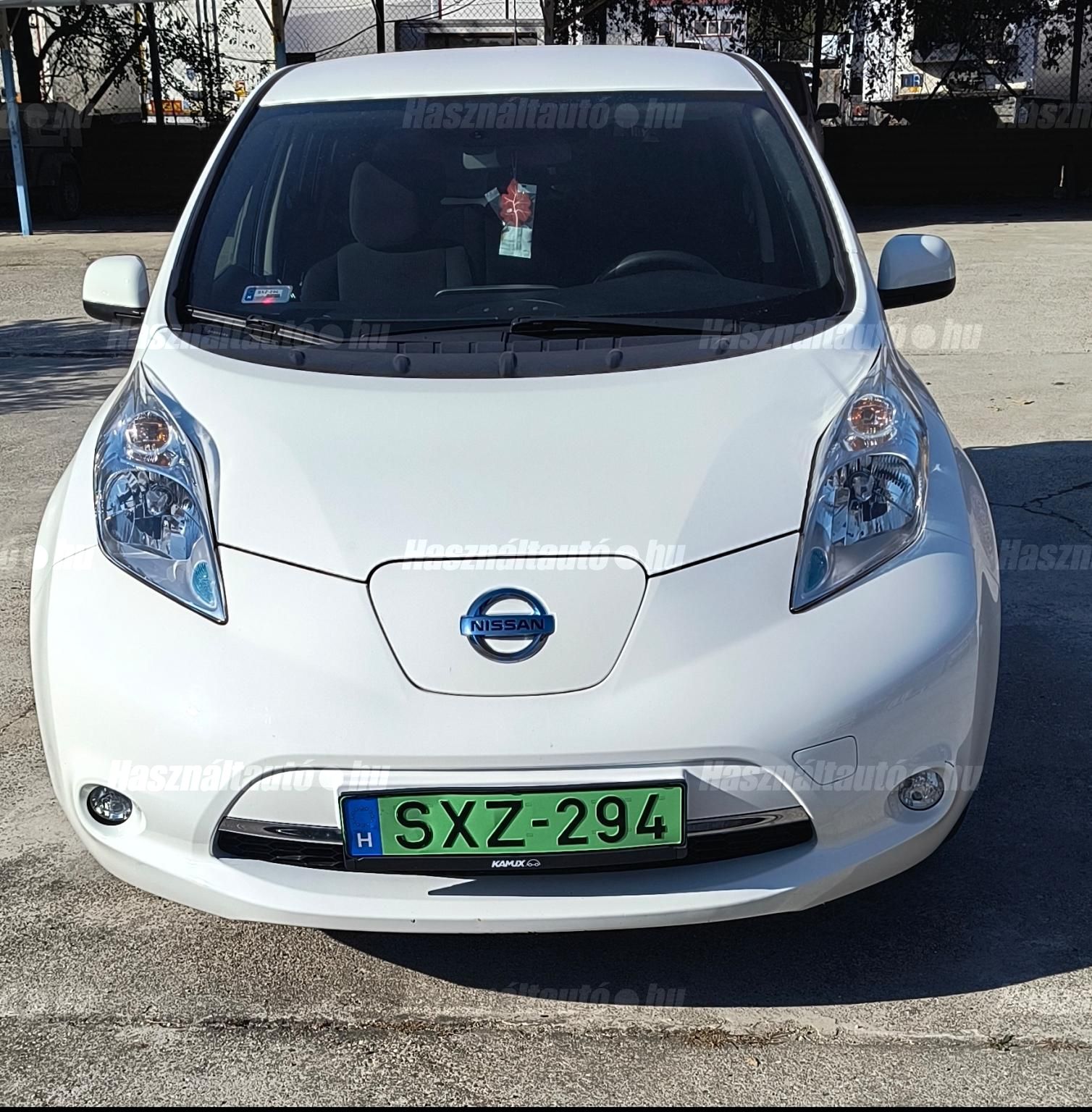 NISSAN LEAF 2016/9 - 1