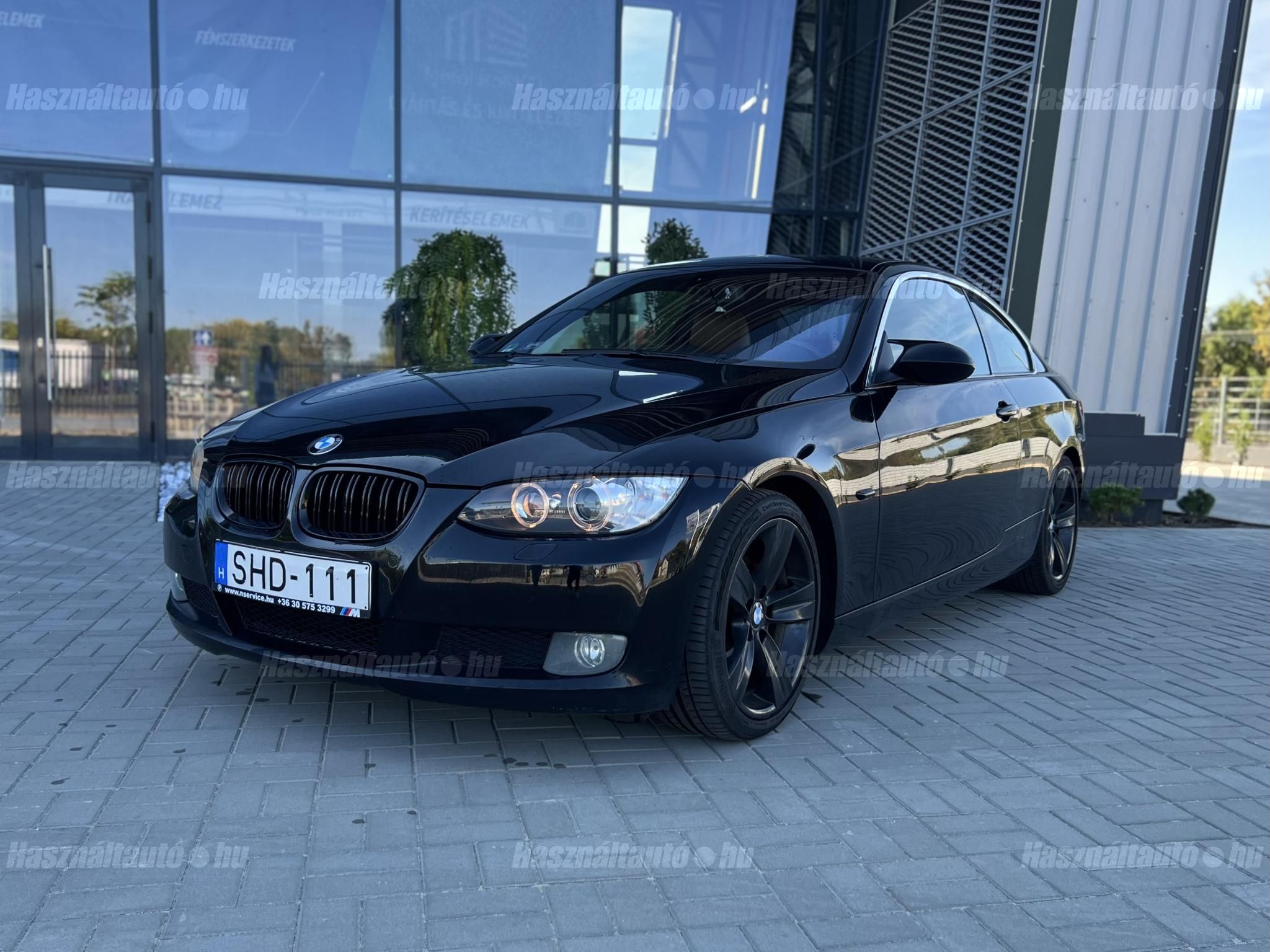 BMW 325 2009/6 - 1