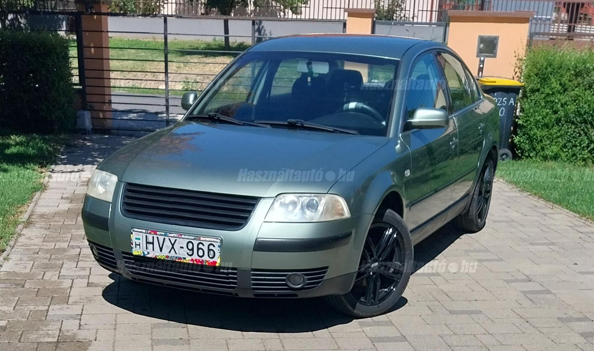 VOLKSWAGEN PASSAT V 2001/11 - 1