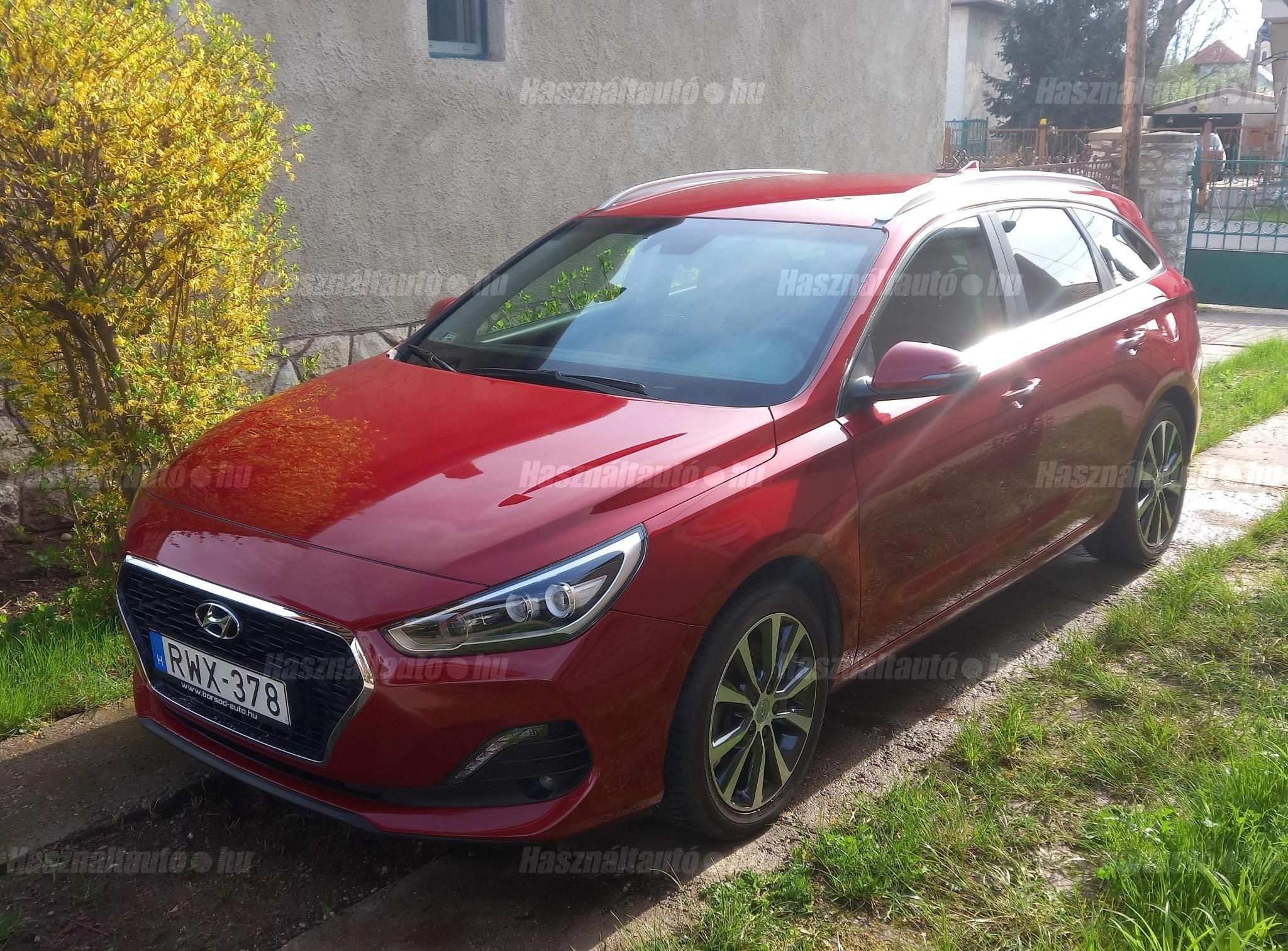 HYUNDAI I30 2019/12 - 1