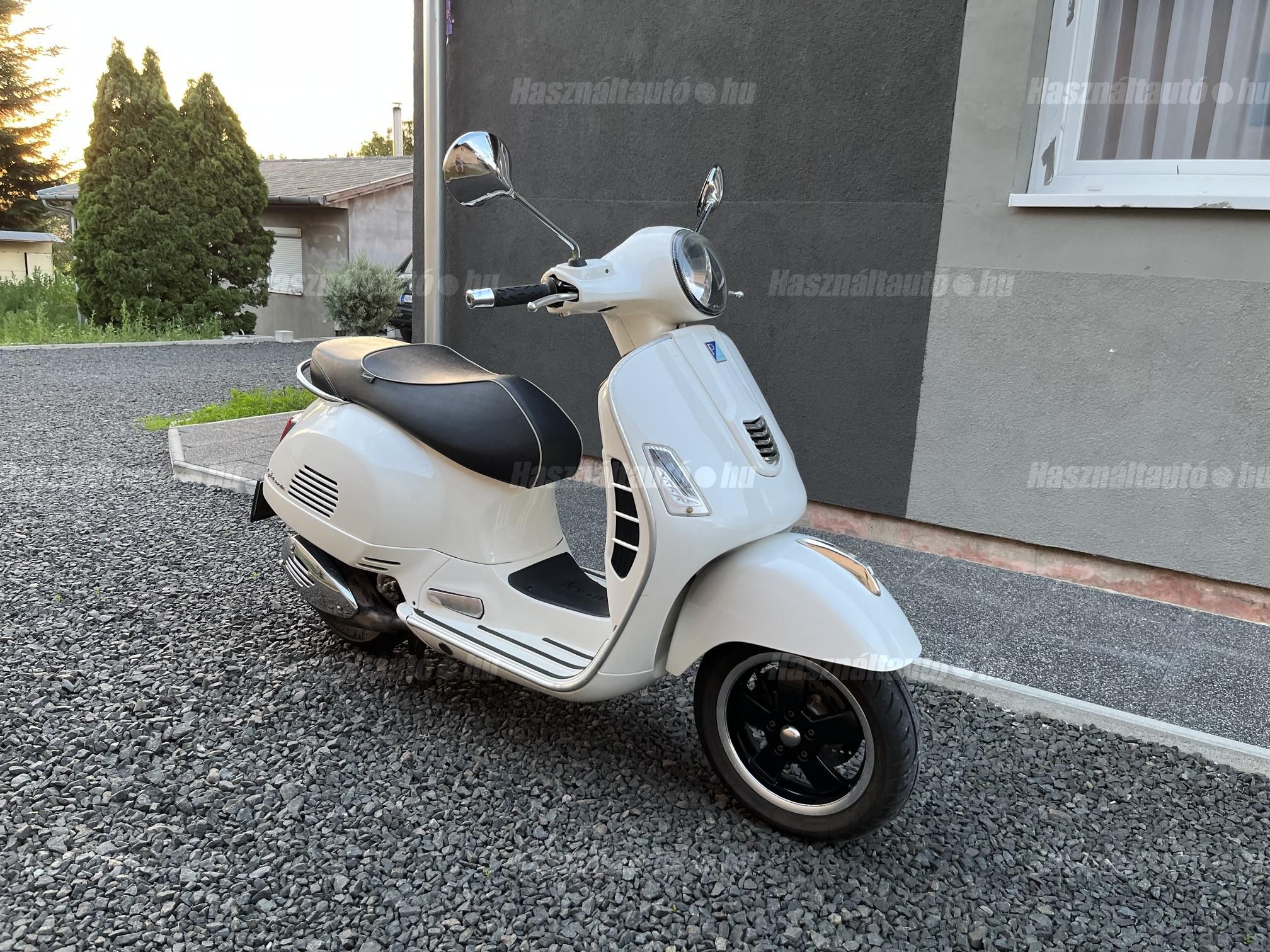 VESPA GTS 2015/3 - 1
