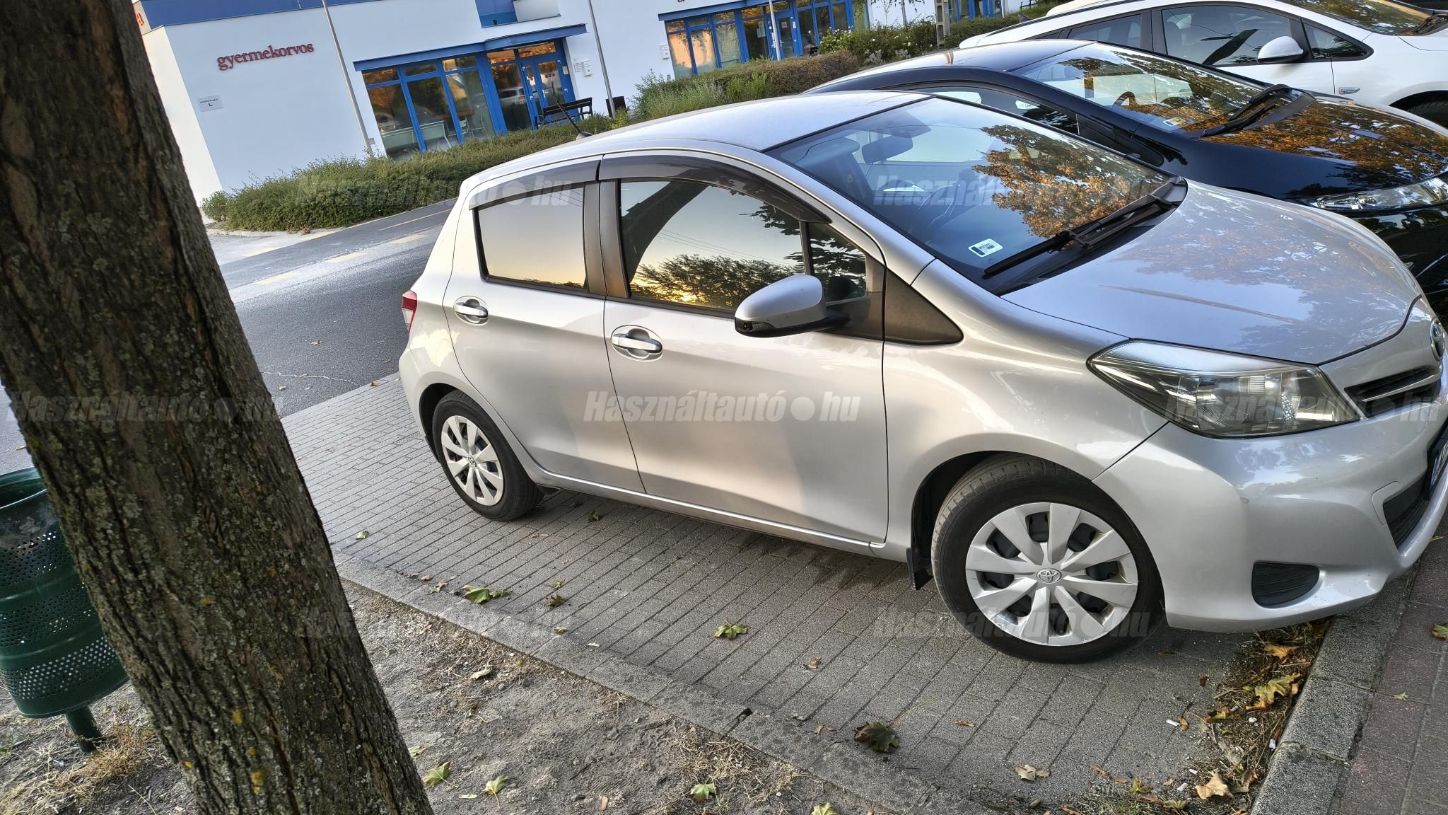 TOYOTA YARIS 2012/9 - 1
