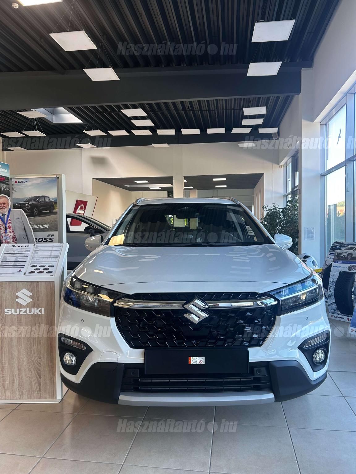 SUZUKI S-CROSS 2026/10 - 1