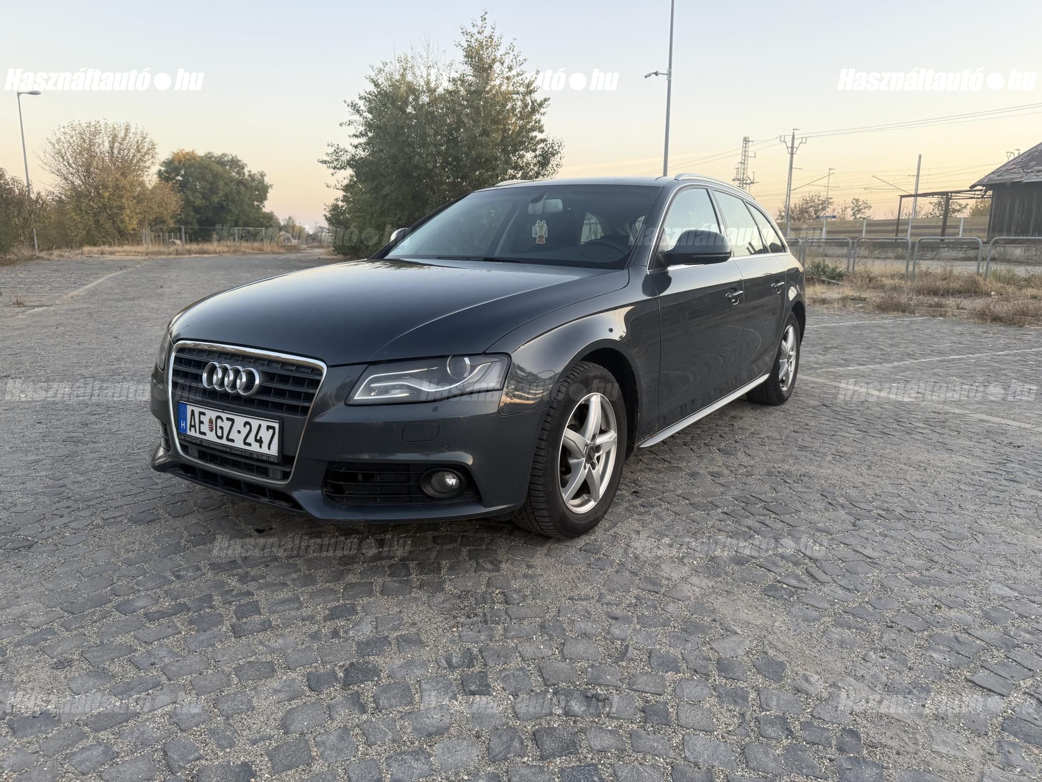 AUDI A4 2008 - 1