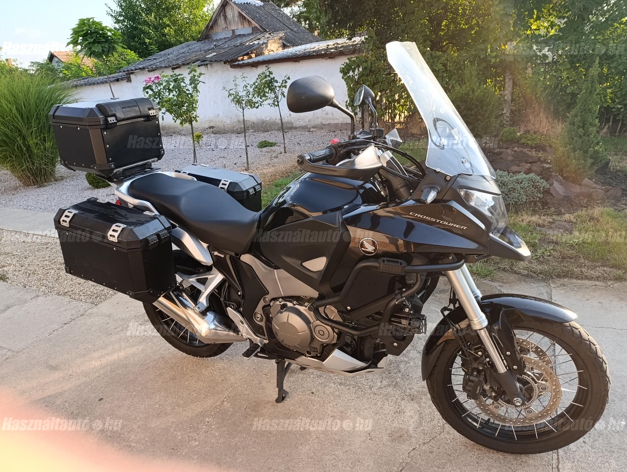 HONDA VFR 1200 X 2013/5 - 1