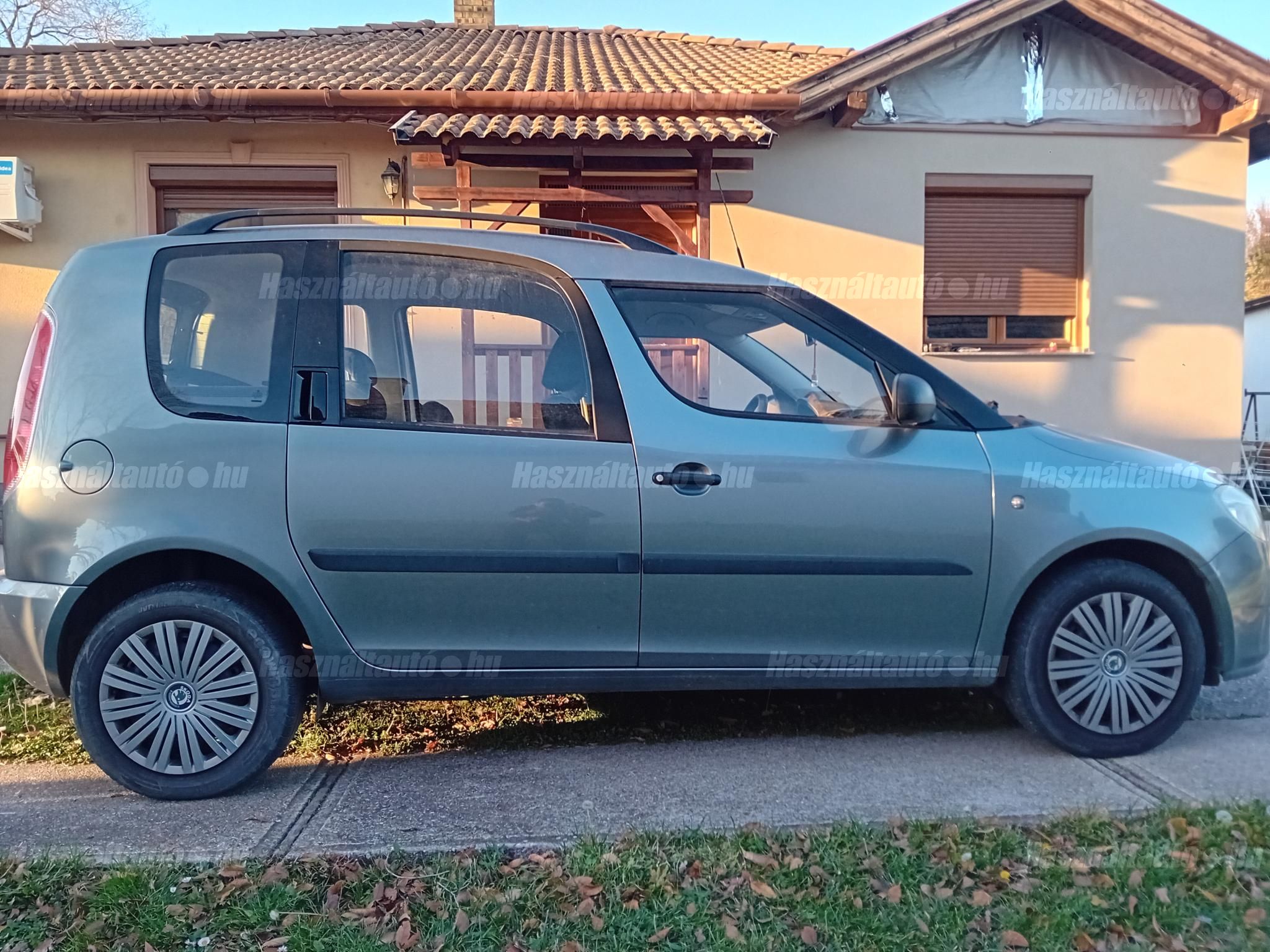 SKODA ROOMSTER 2010/2 - 1