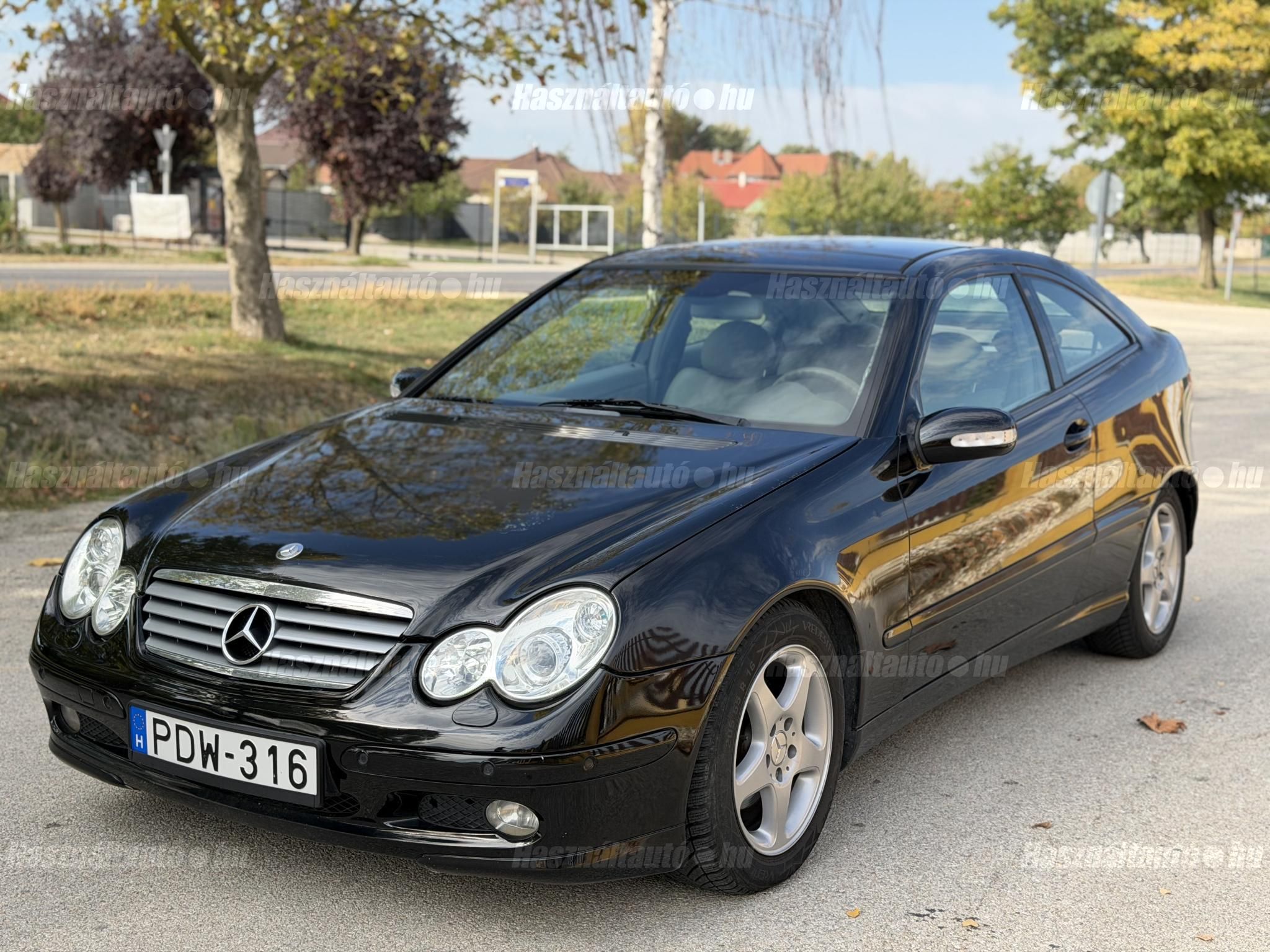 MERCEDES-BENZ C 220 2002/10 - 1