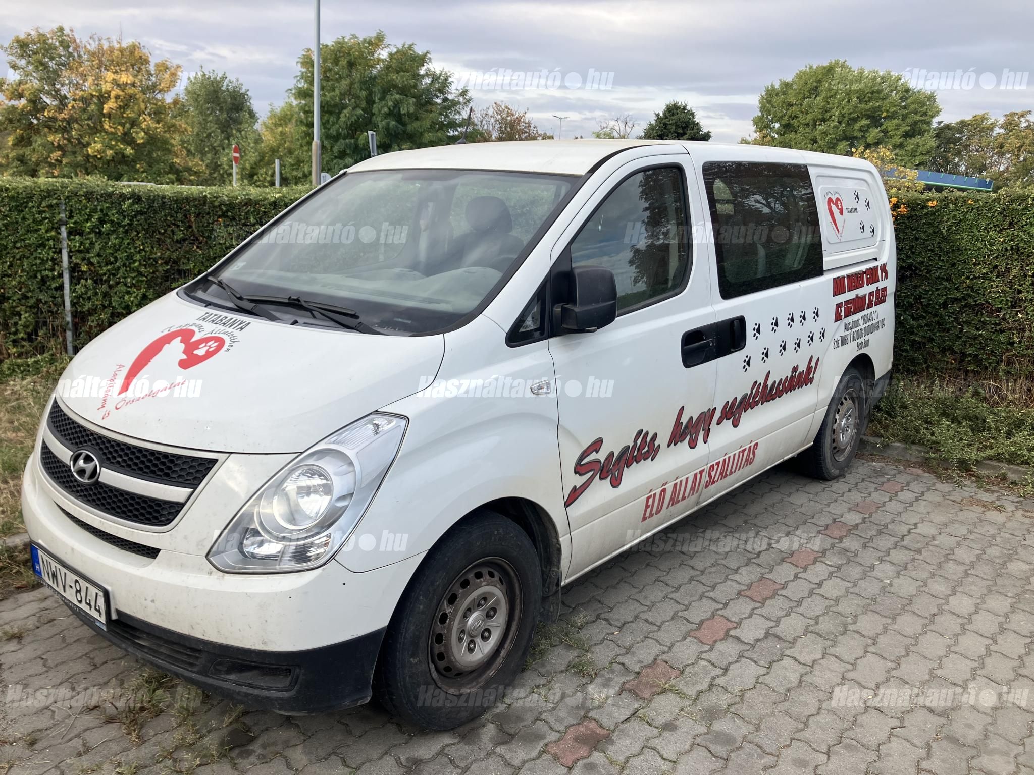 HYUNDAI H-1 2010/7 - 1