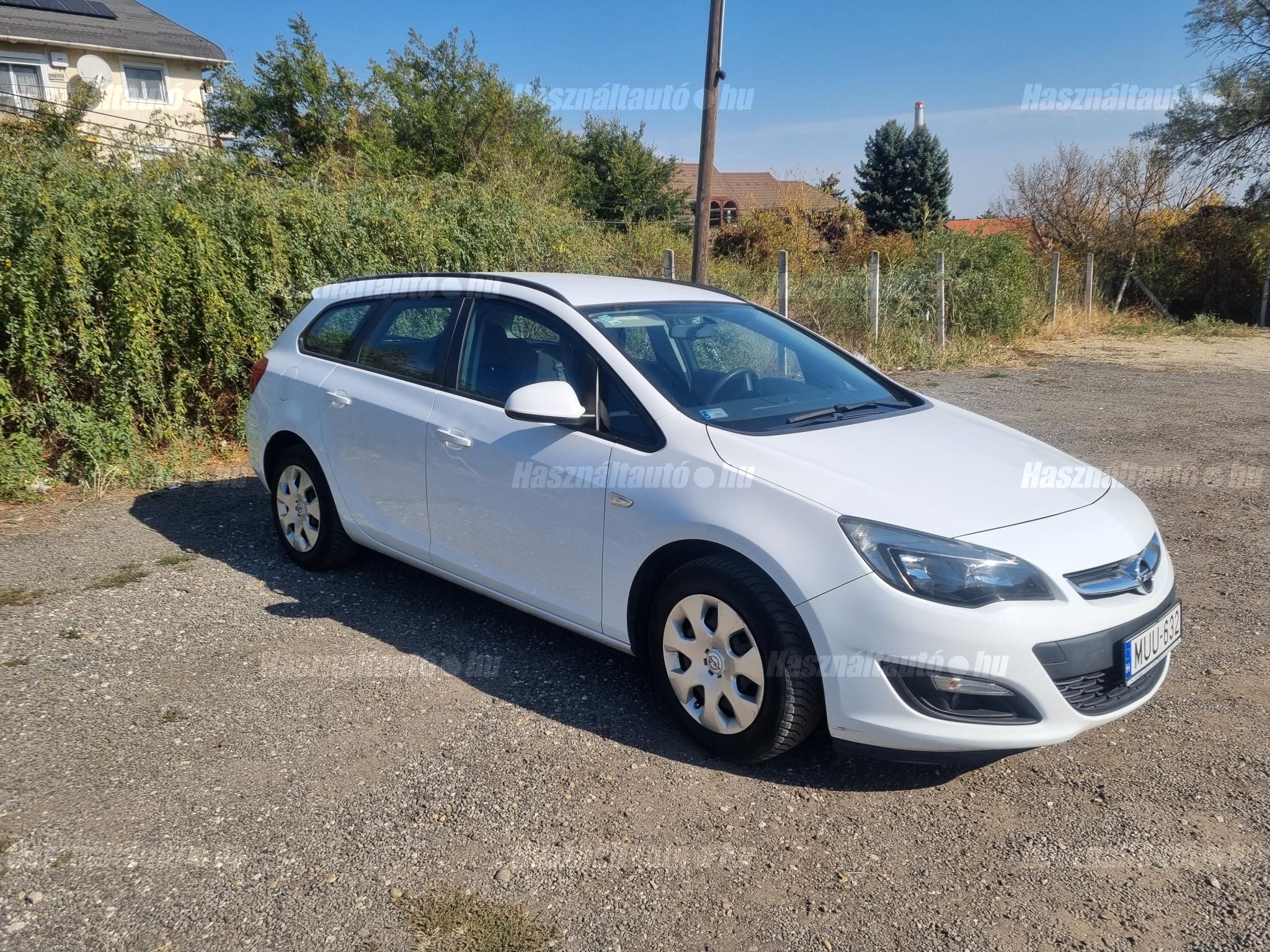 OPEL ASTRA J 2014/6 - 1