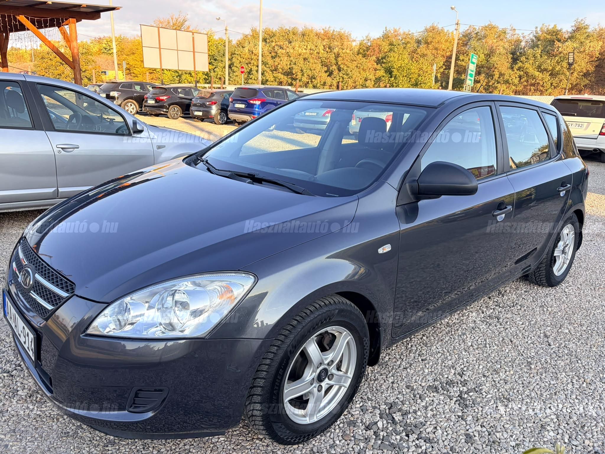 KIA CEE'D 2007 - 1