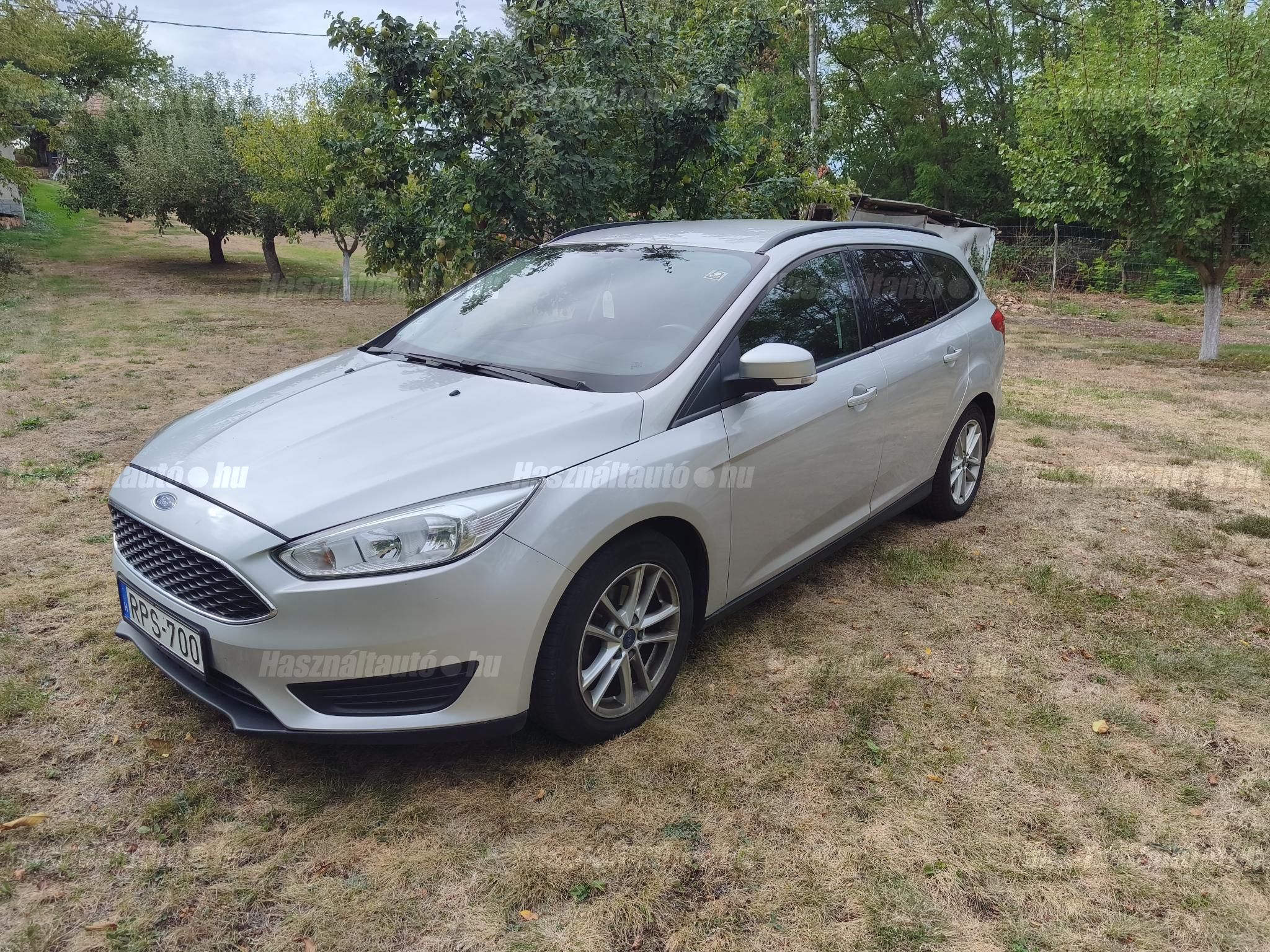 FORD FOCUS 2015/8 - 1