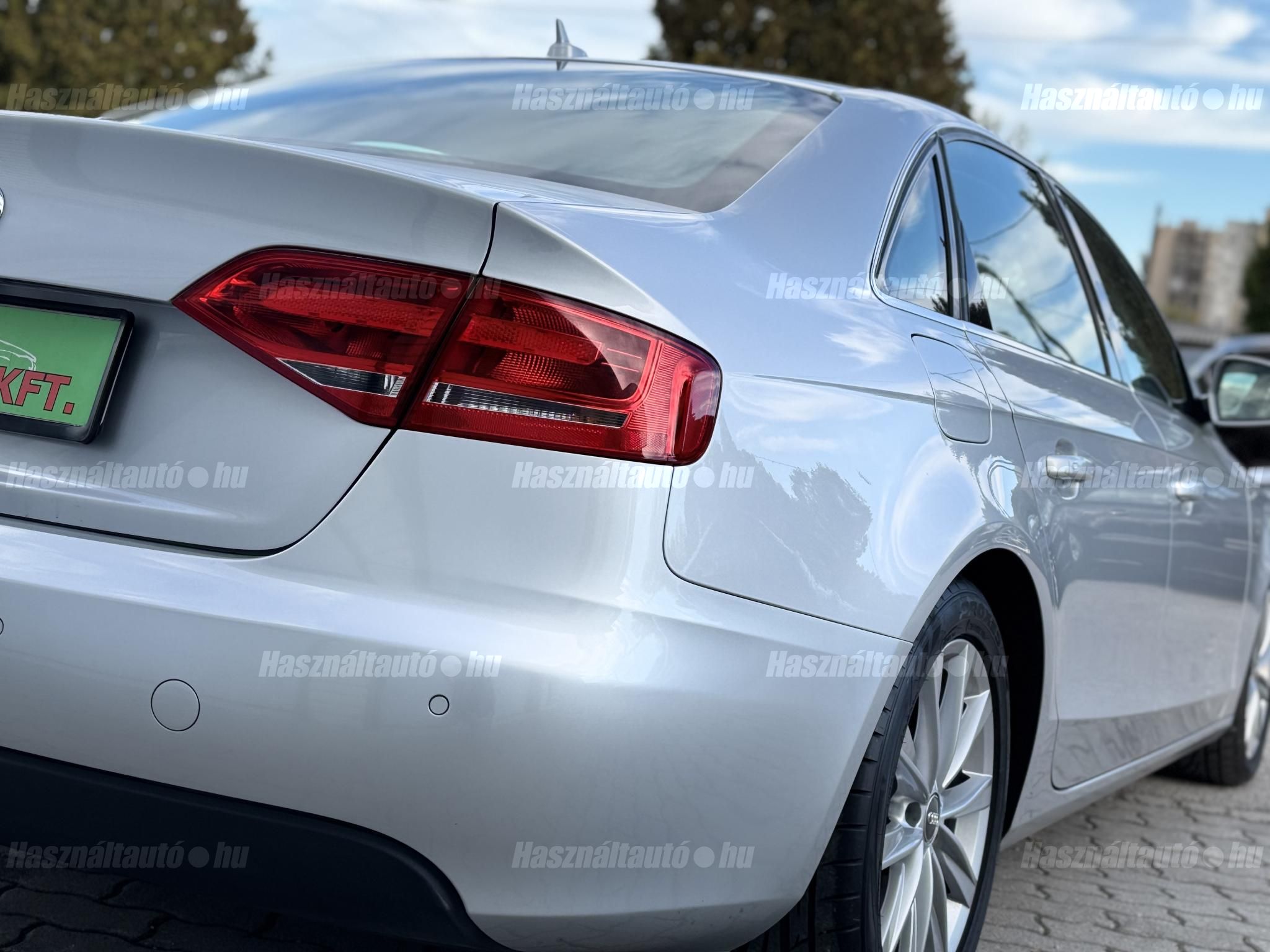 AUDI A4 2009/3 - 1