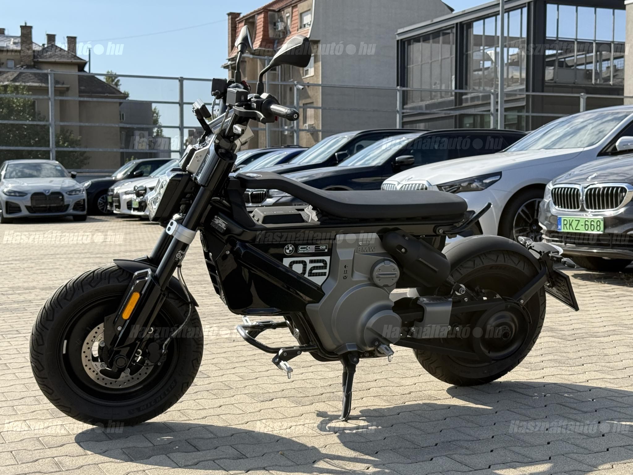 BMW CE 02 2024/10 - 1