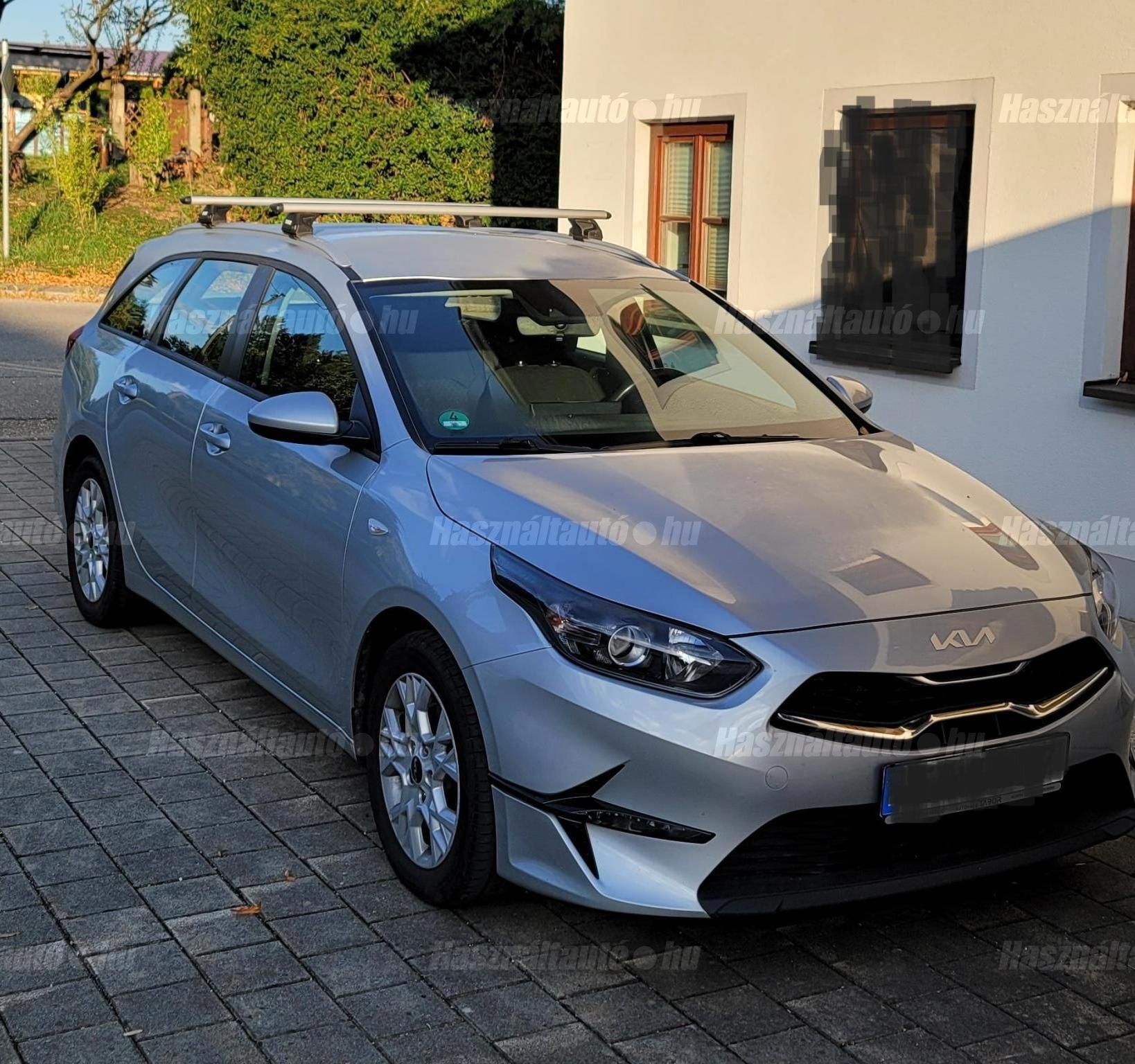 KIA CEE'D 2022/8 - 1