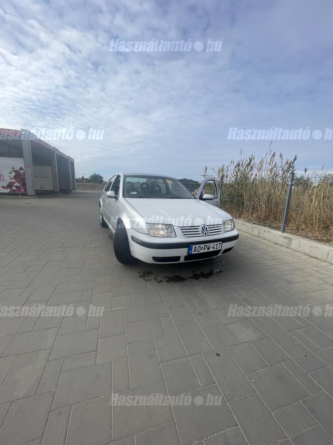 VOLKSWAGEN BORA 2001/1 - 1
