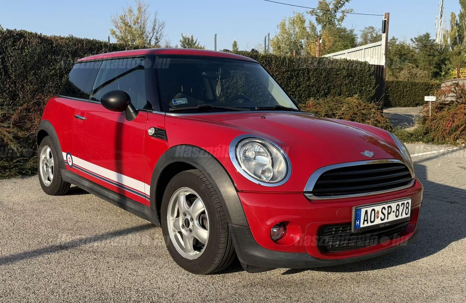 MINI MINI ONE 2011/4 - 1