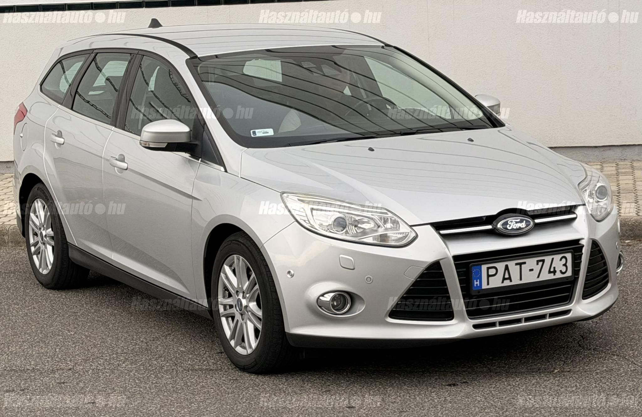 FORD FOCUS 2014/9 - 1