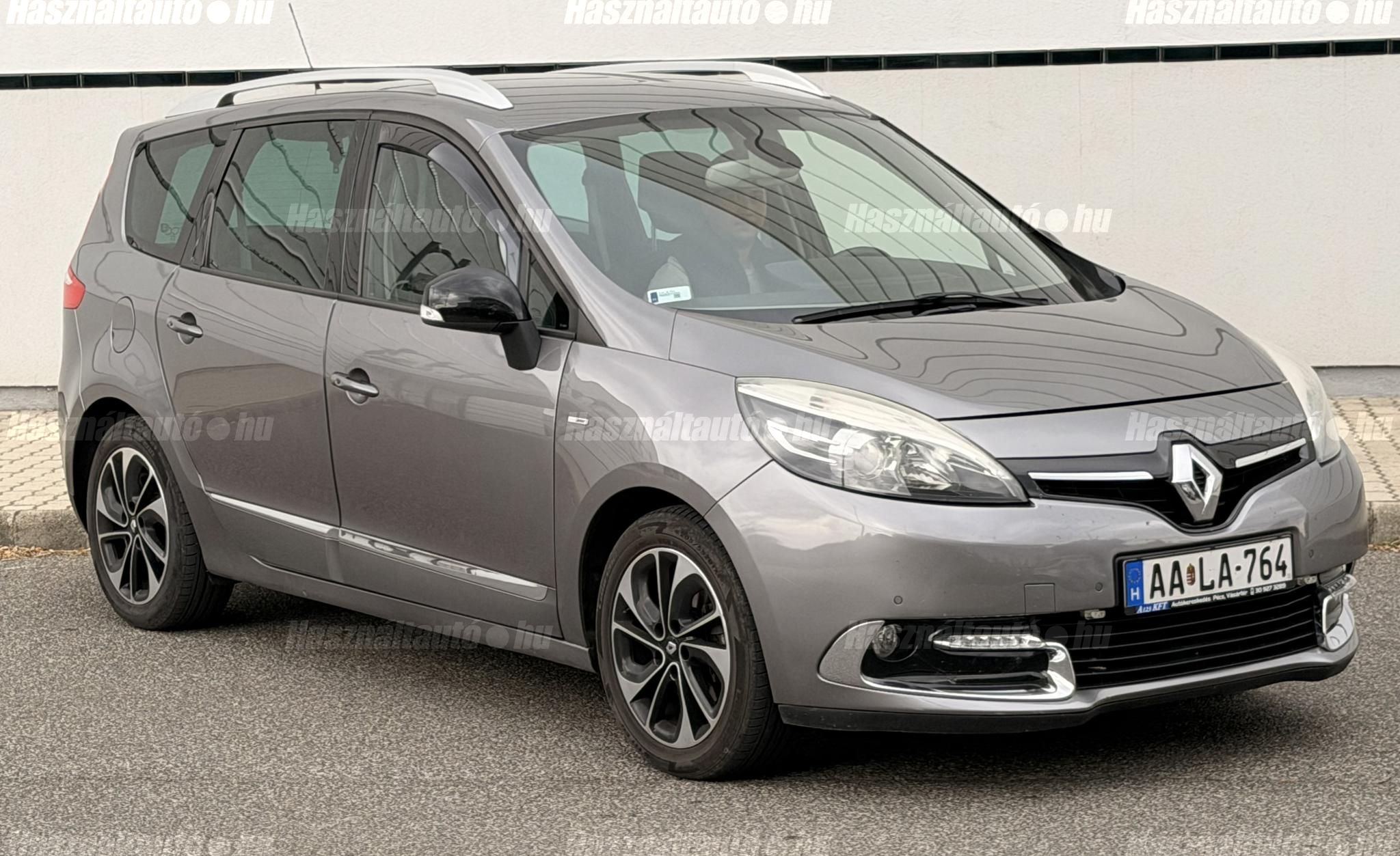 RENAULT GRAND SCENIC 2015/6 - 1
