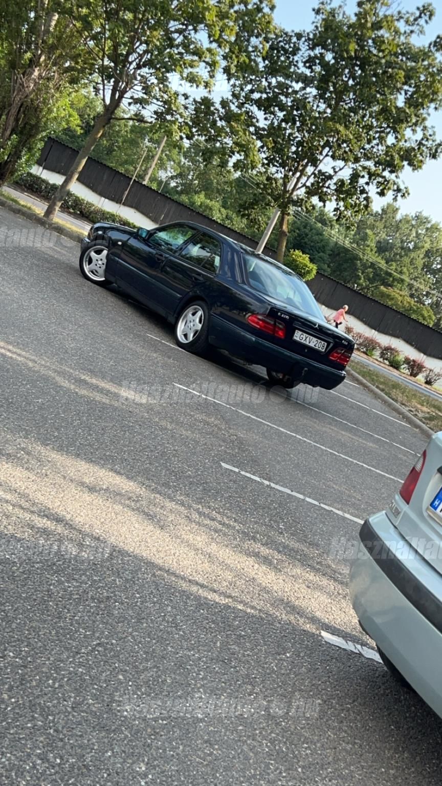 MERCEDES-BENZ E 220 1999/6 - 1