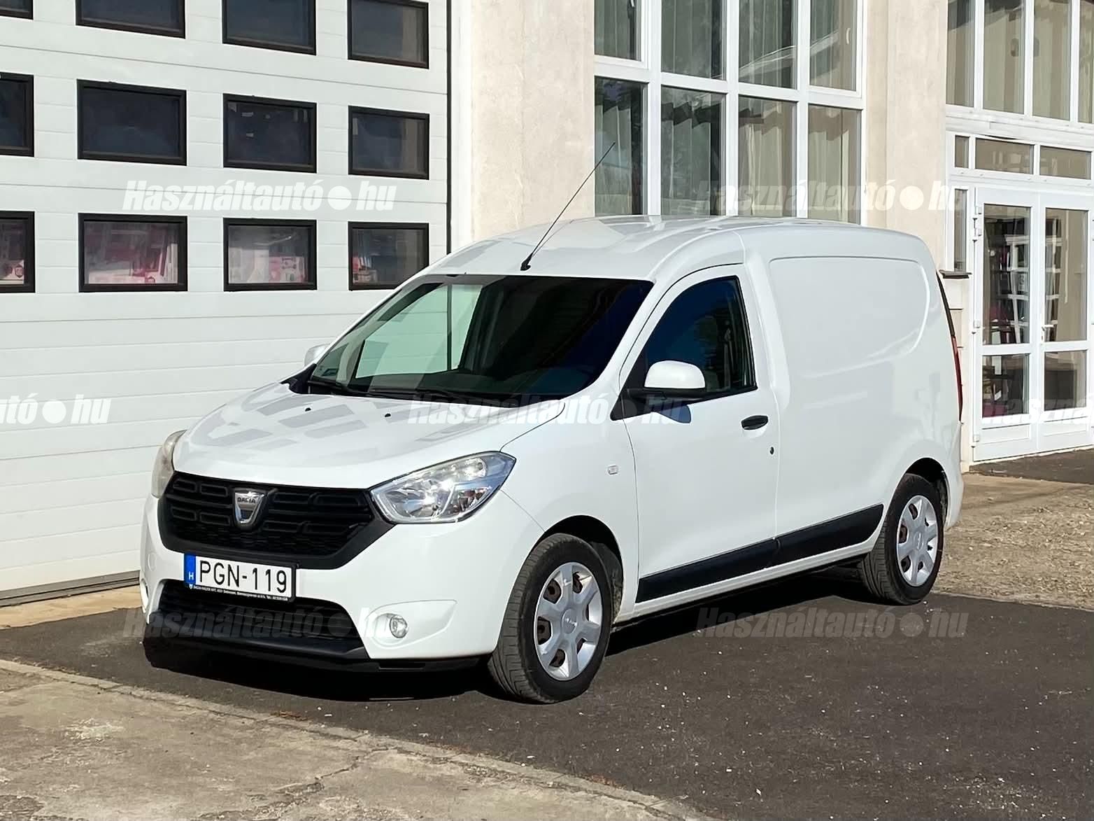 DACIA DOKKER 2017/7 - 1