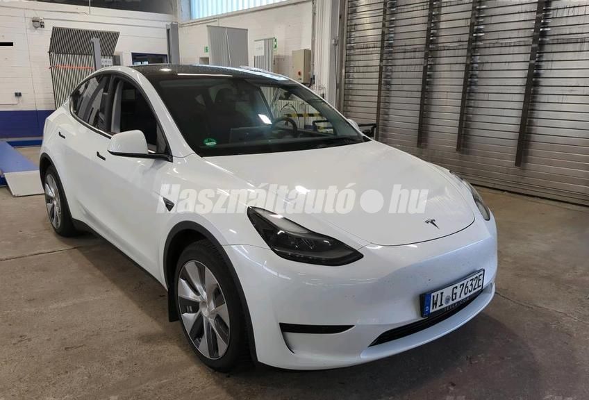 TESLA MODEL Y 2024/1 - 1