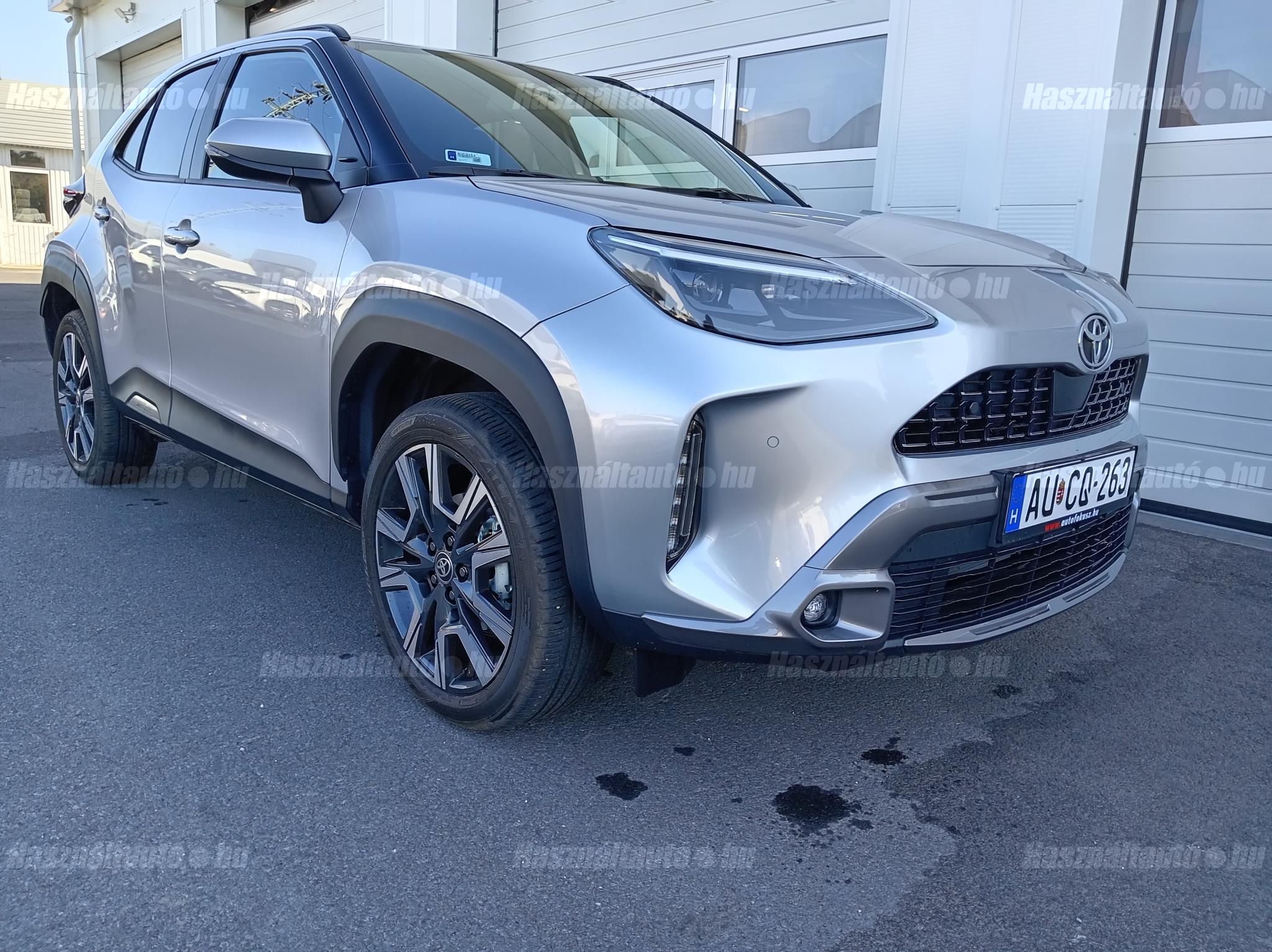 TOYOTA YARIS CROSS 2026/4 - 1