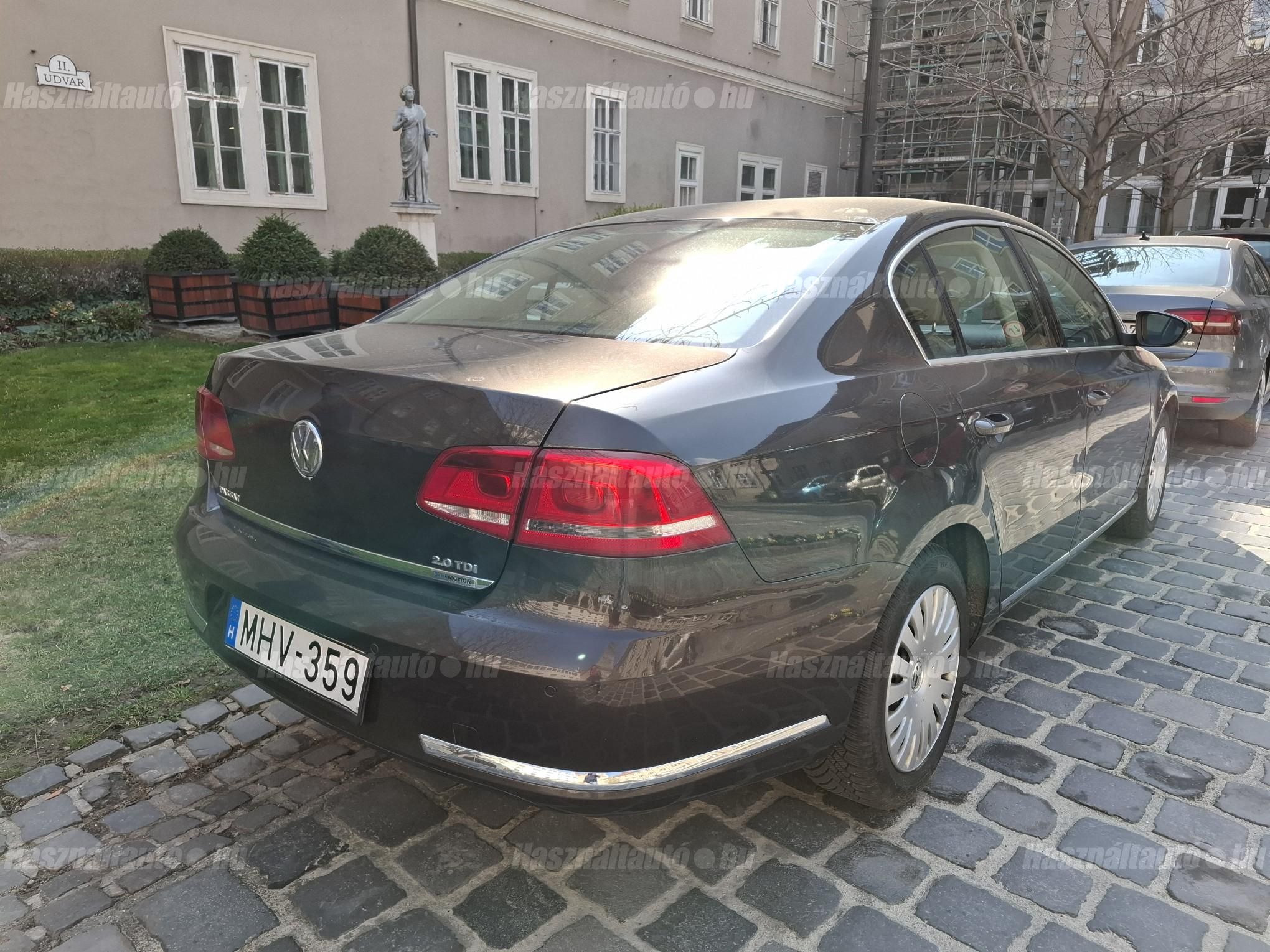 VOLKSWAGEN PASSAT 2013/3 - 1