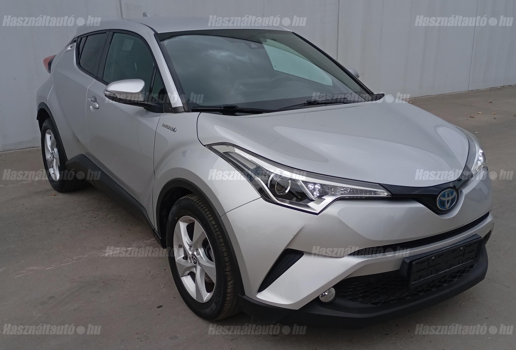 TOYOTA C-HR 2017/11 - 1
