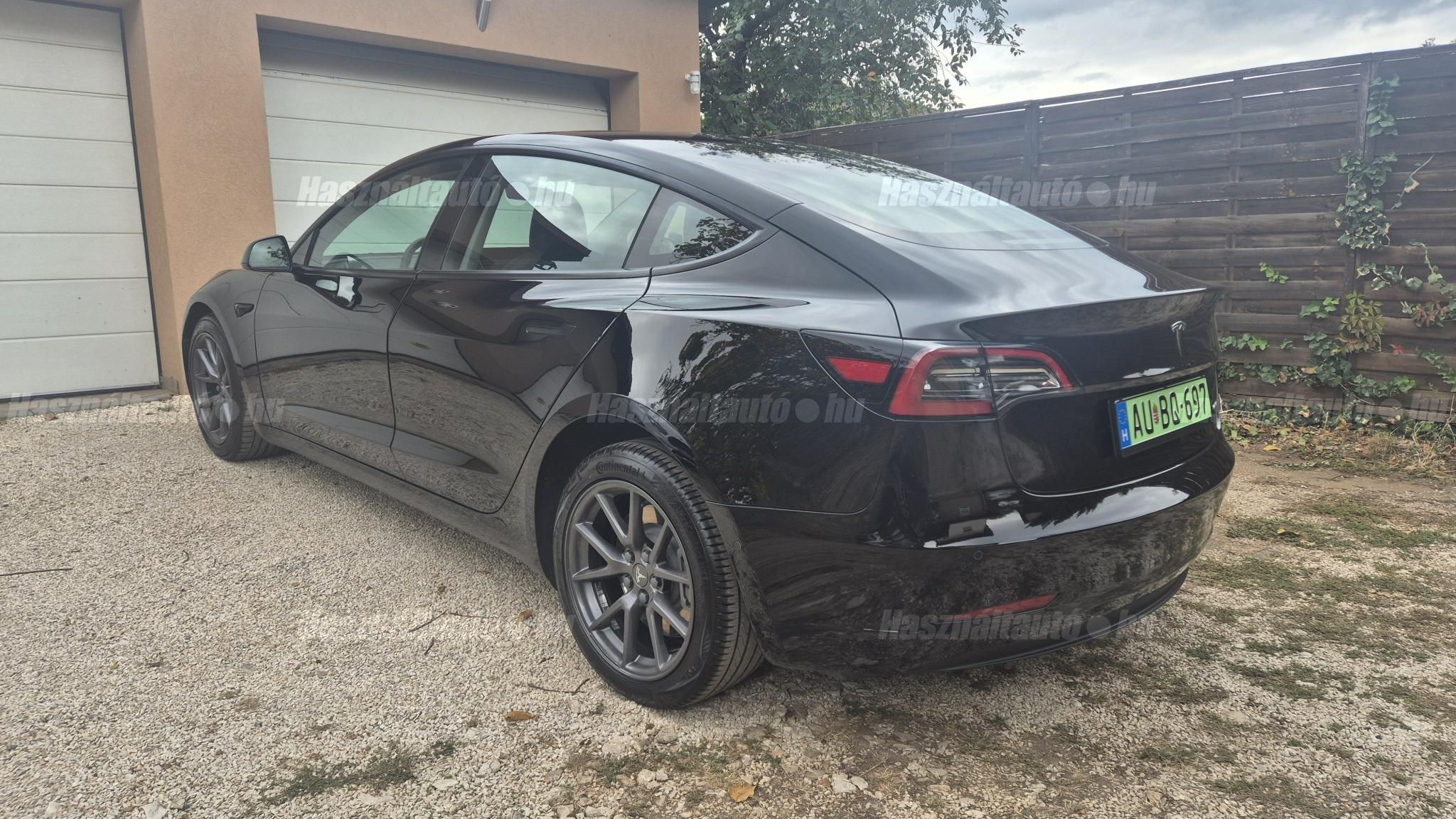 TESLA MODEL 3 2022/2 - 1