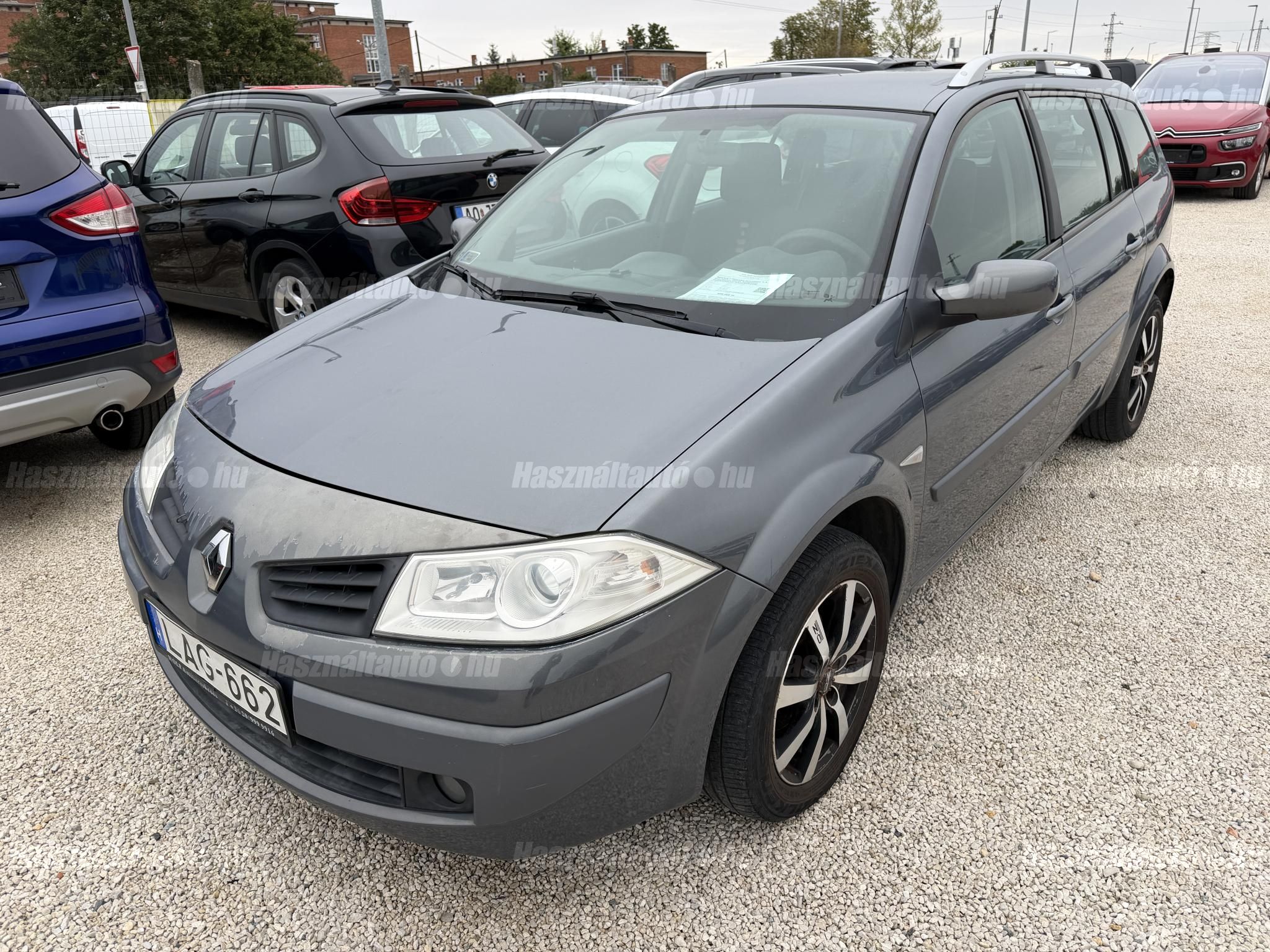 RENAULT MEGANE 2008/3 - 1