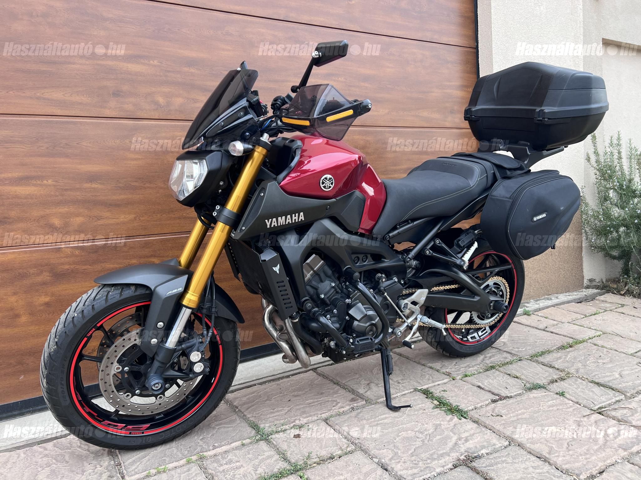 YAMAHA MT-09 2016/8 - 1
