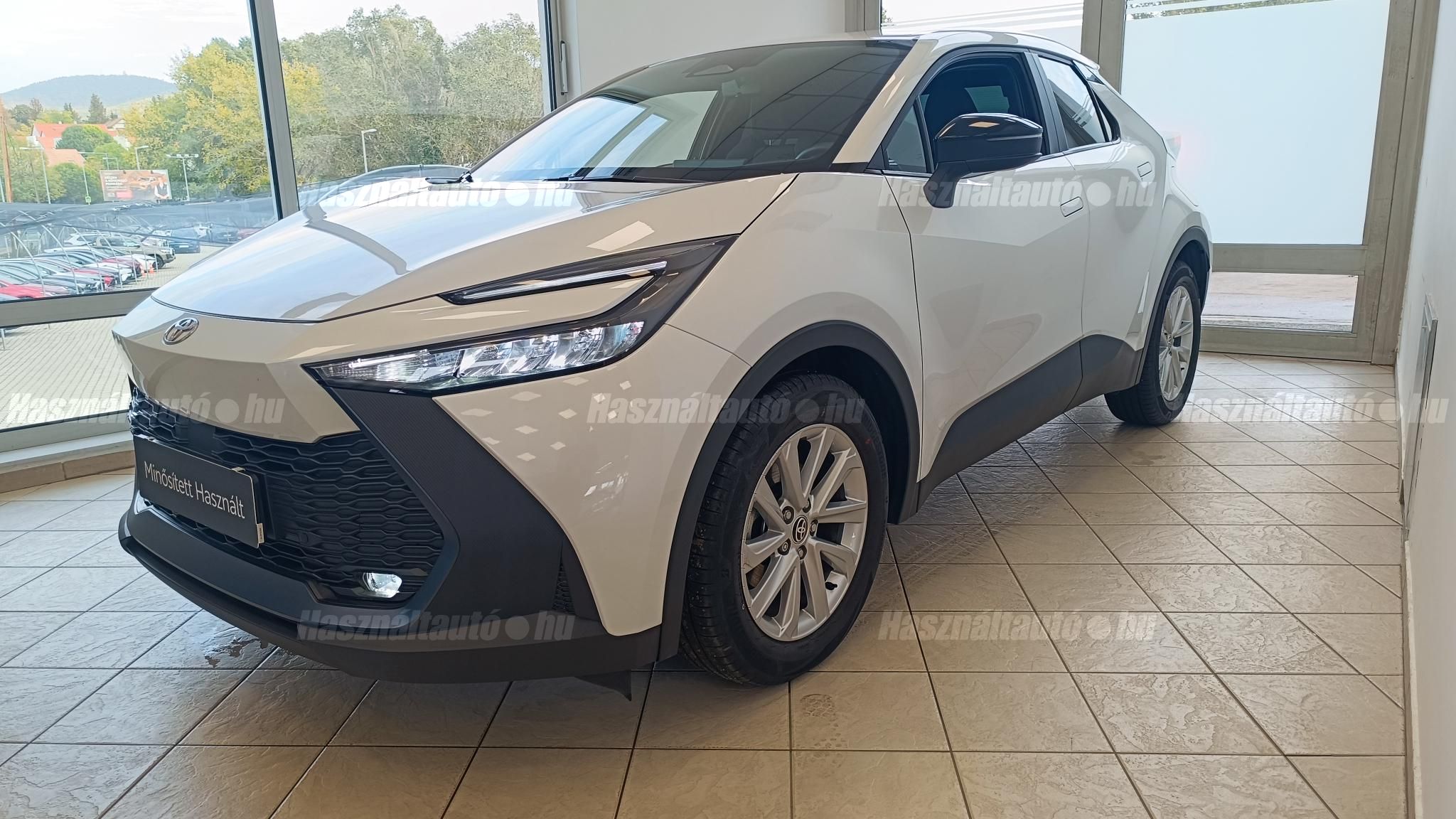 TOYOTA C-HR 2025/10 - 1