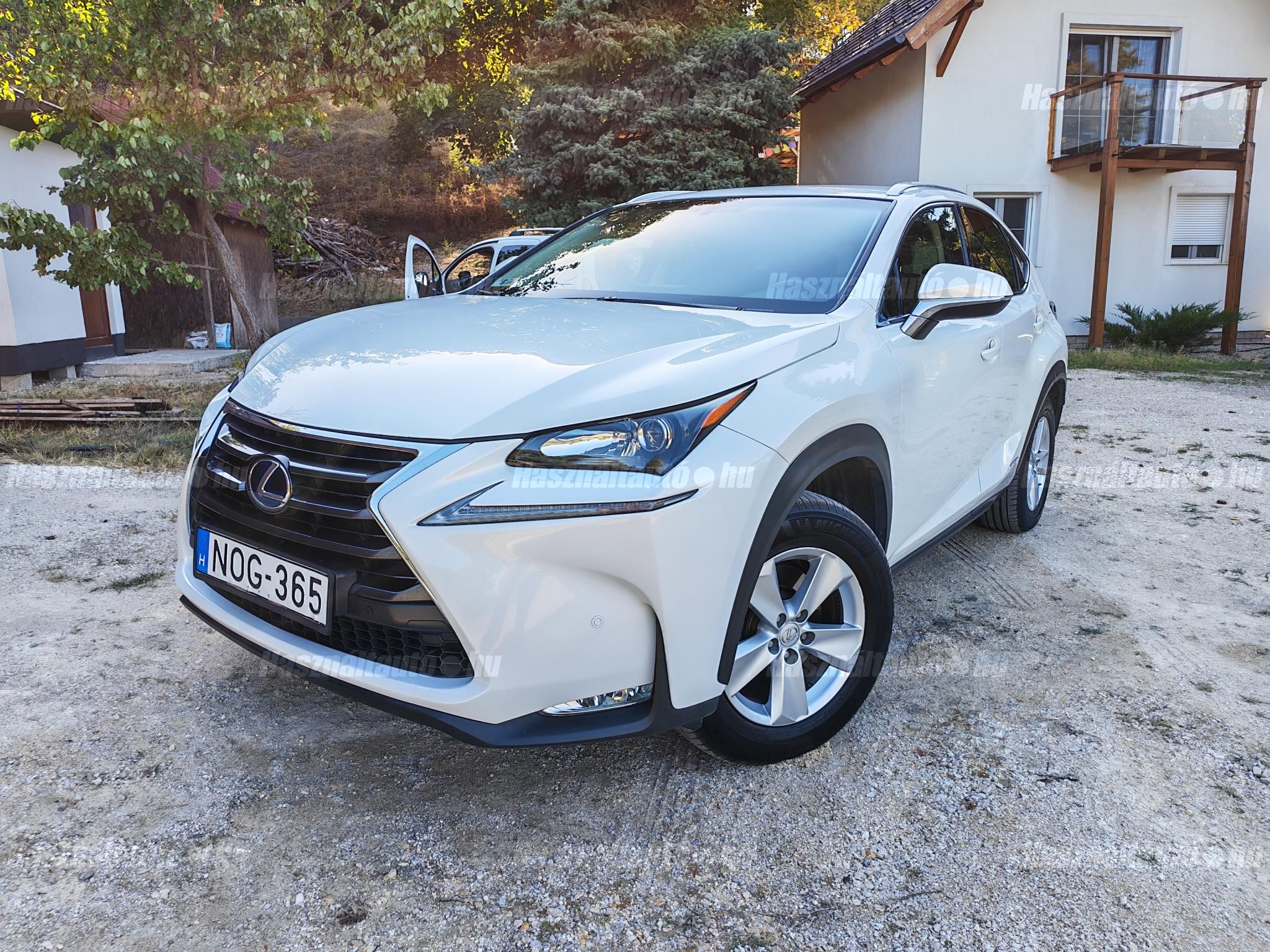 LEXUS NX 2016/5 - 1