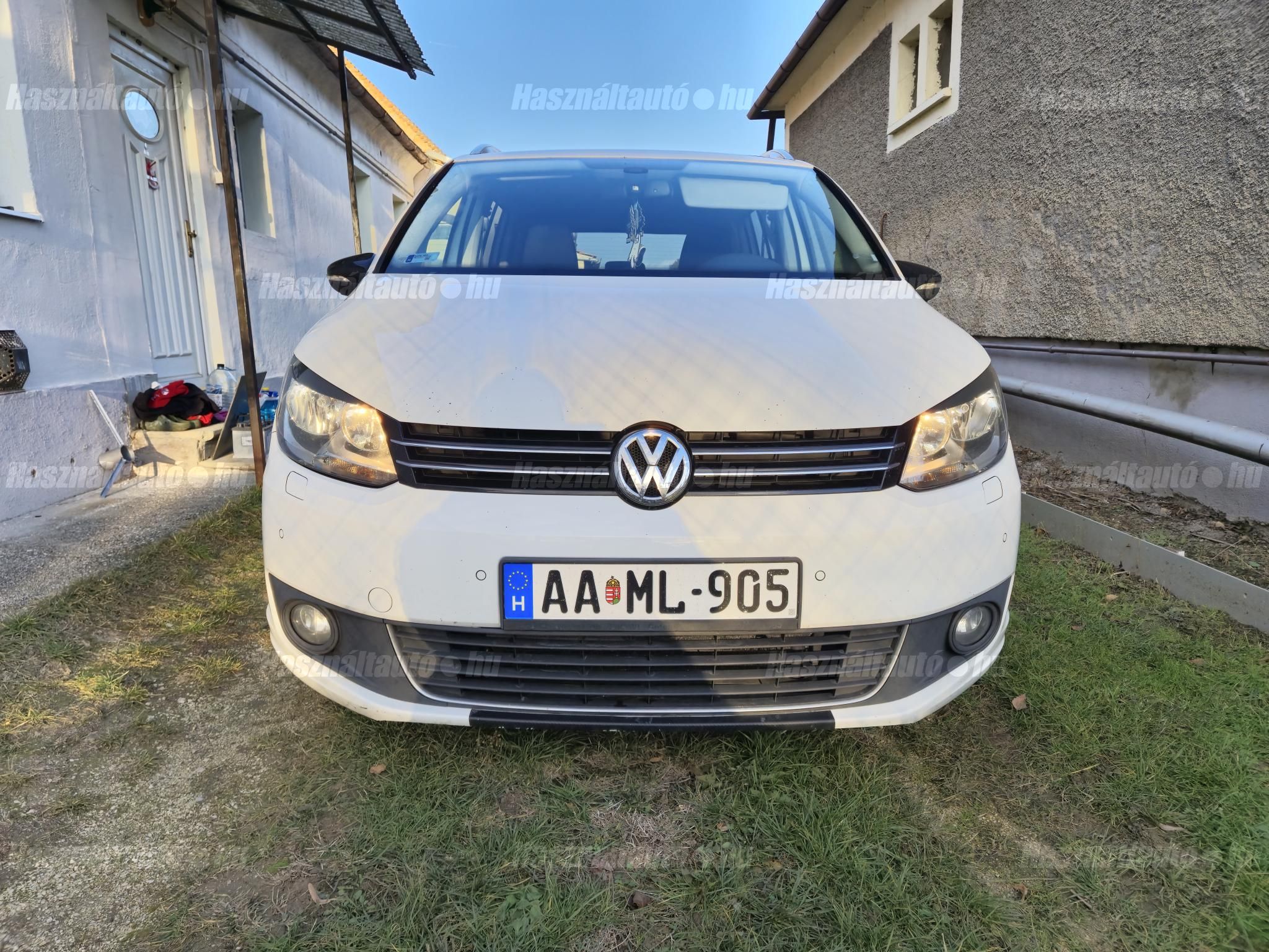 VOLKSWAGEN TOURAN 2012/4 - 1