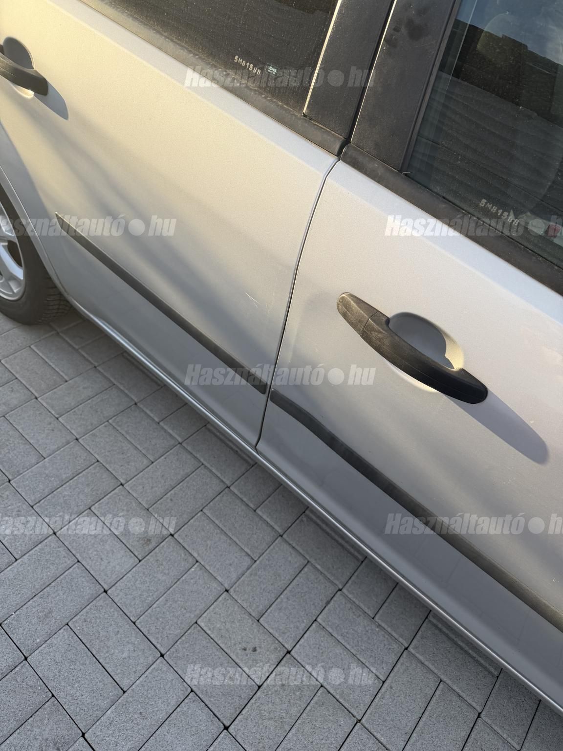 FORD FOCUS 2005 - 1