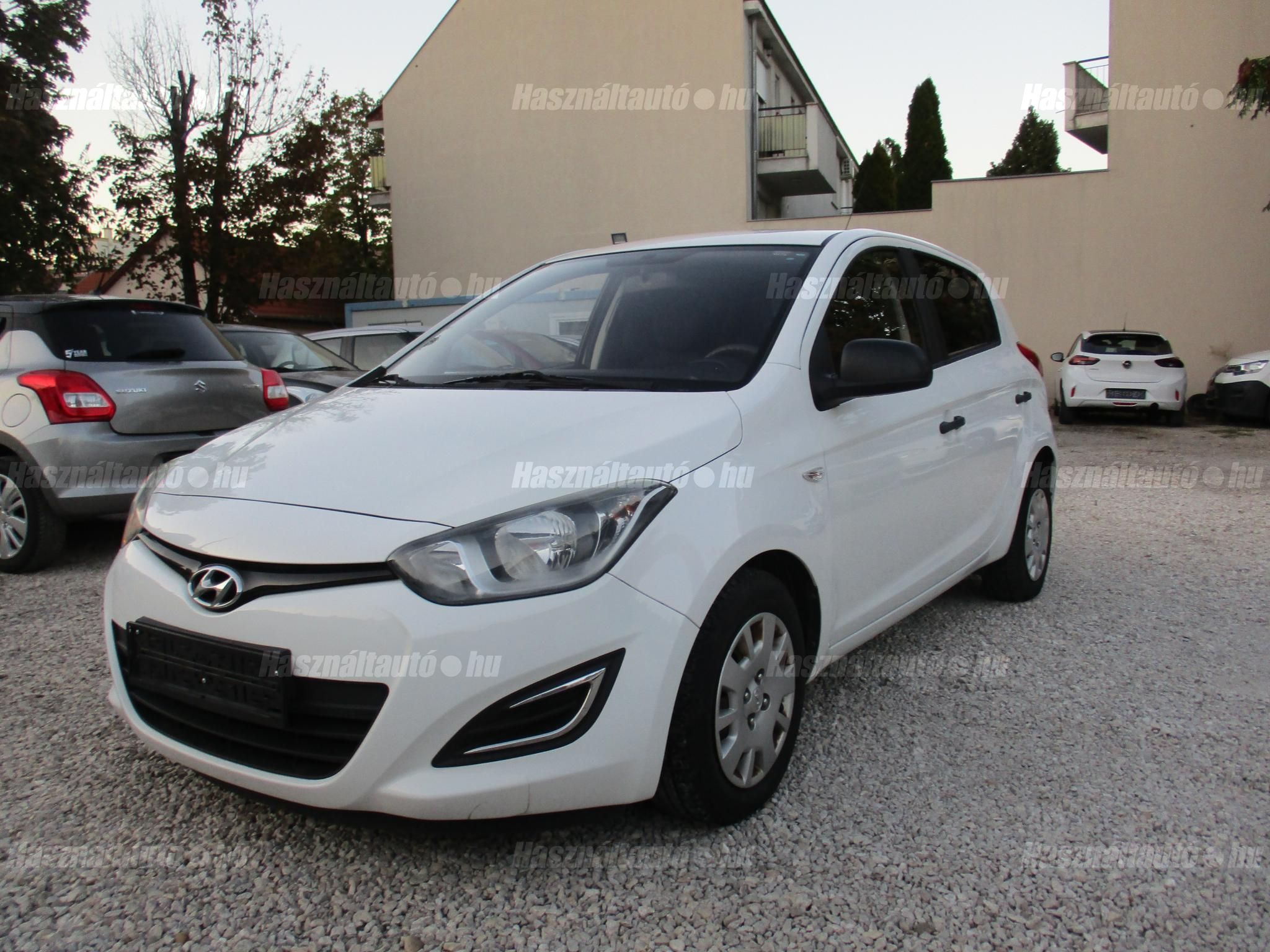 HYUNDAI I20 2014/3 - 1