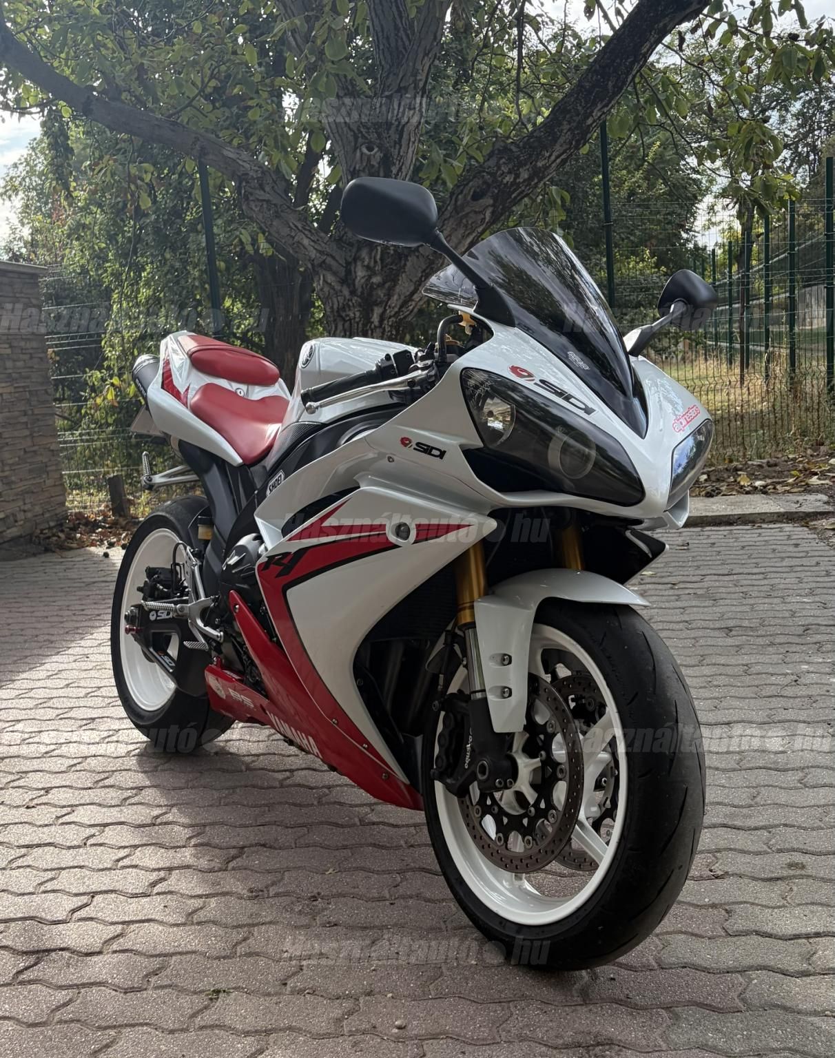 YAMAHA YZF R1 2008/8 - 1