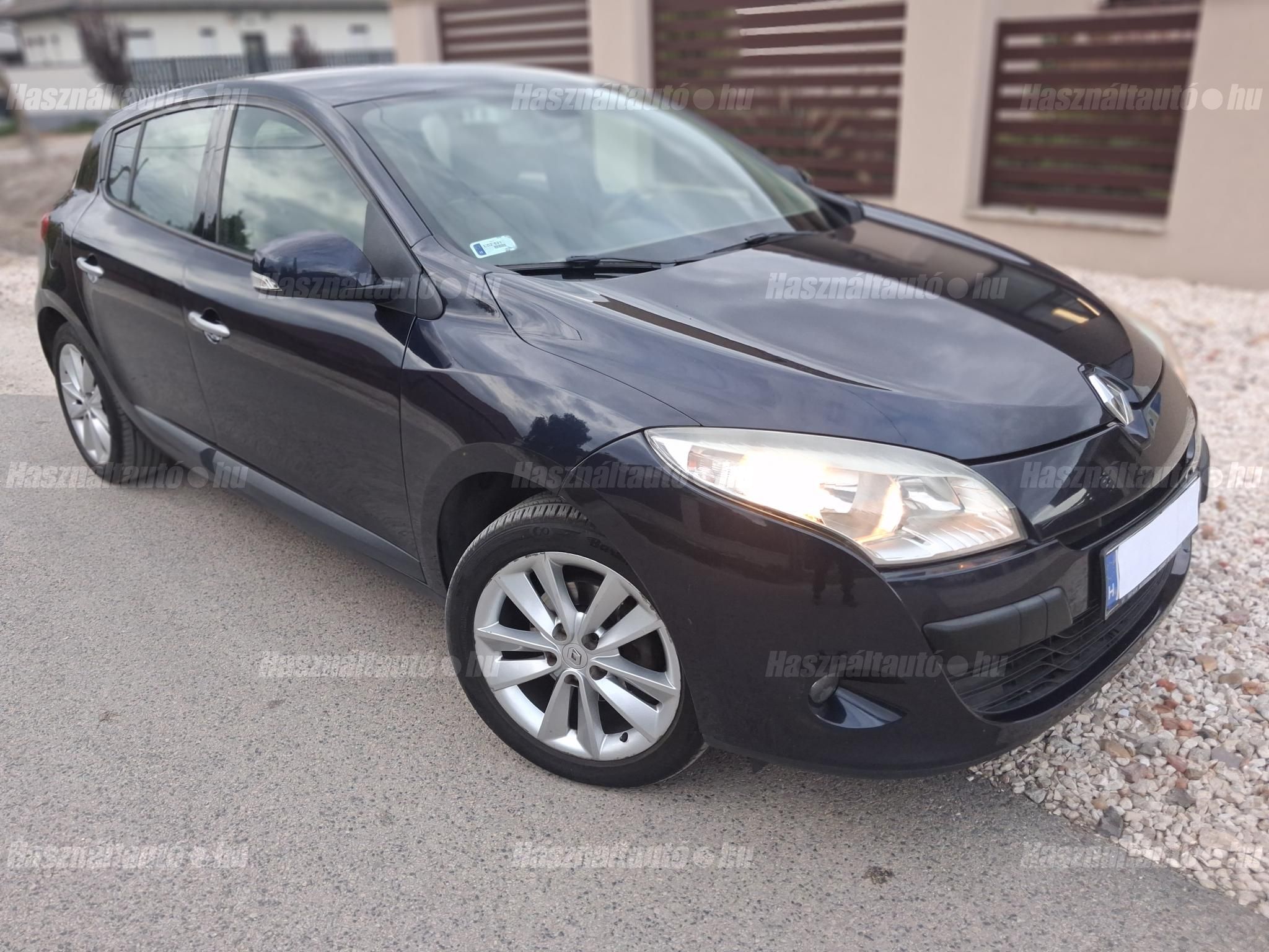 RENAULT MEGANE 2010/2 - 1