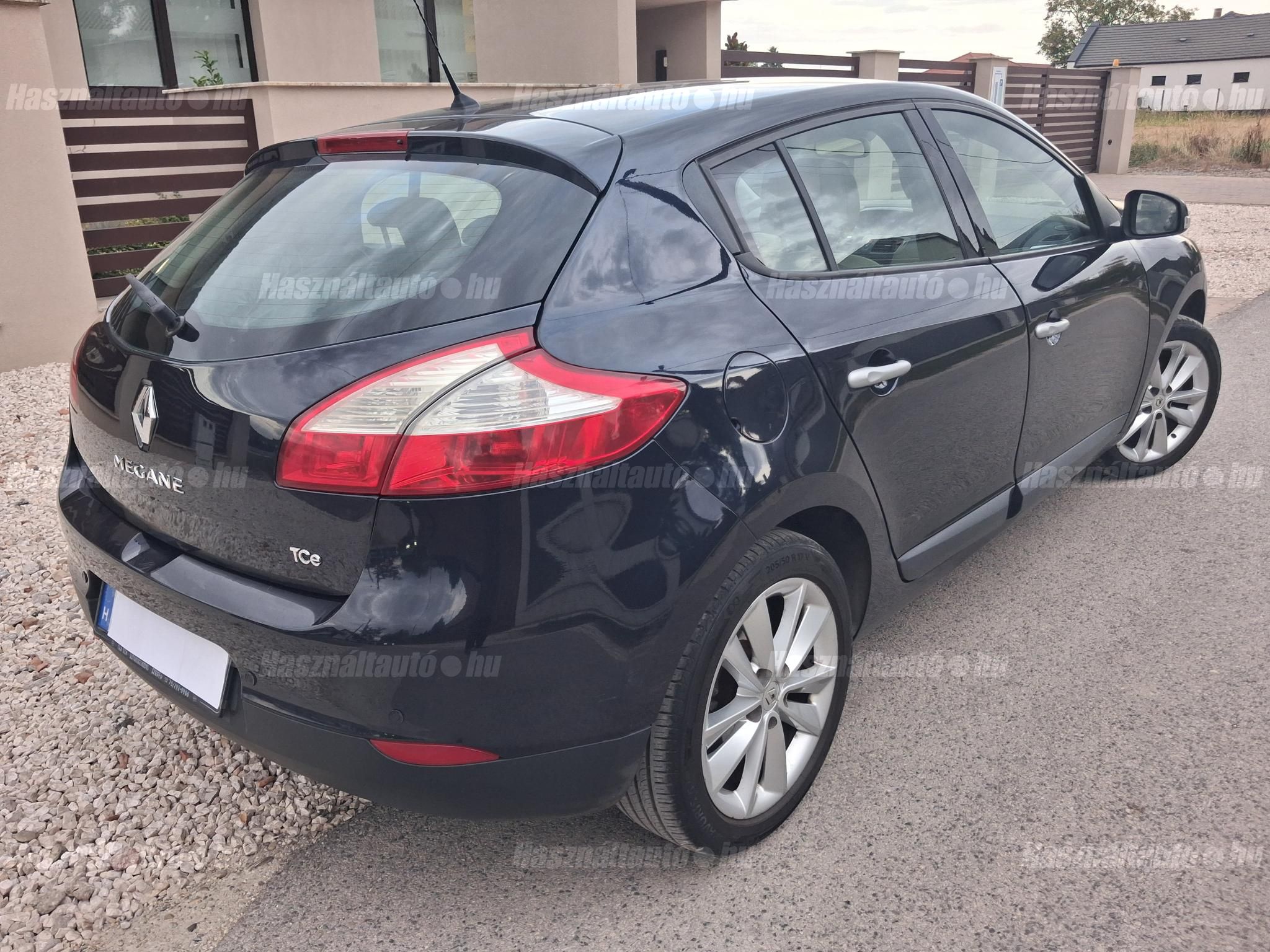 RENAULT MEGANE 2010/2 - 1