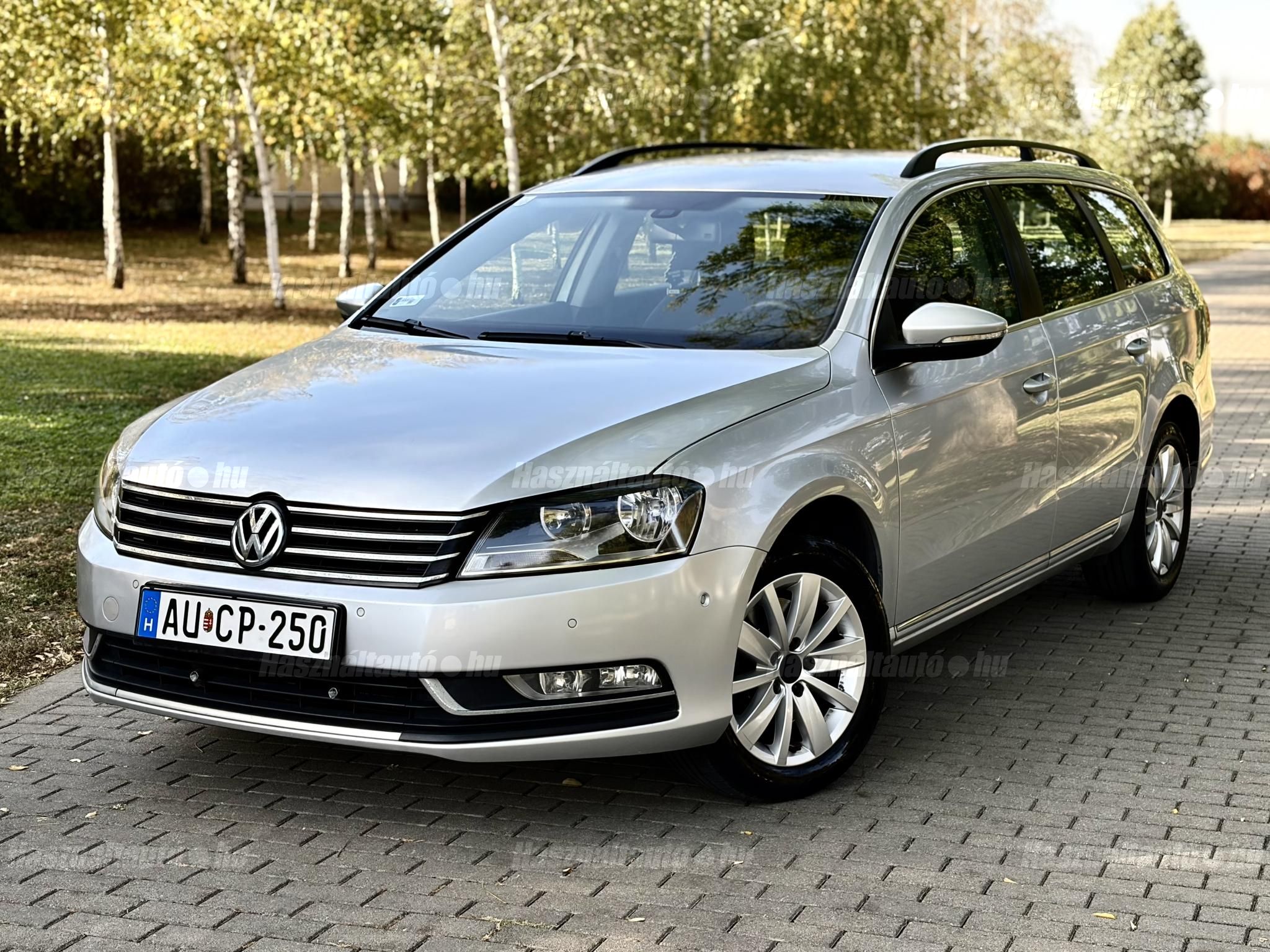 VOLKSWAGEN PASSAT VII 2011/3 - 1