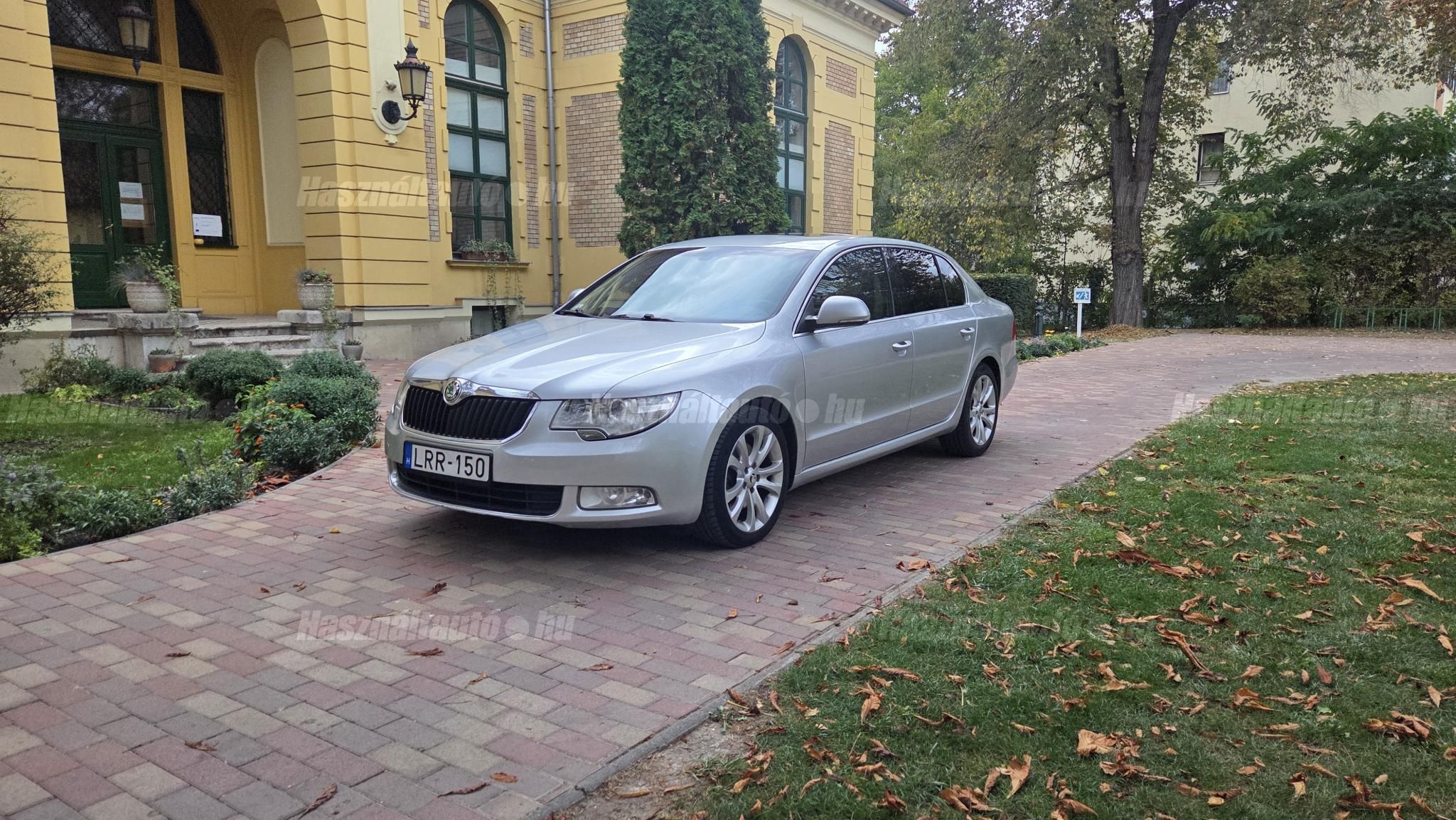 SKODA SUPERB 2010/4 - 1