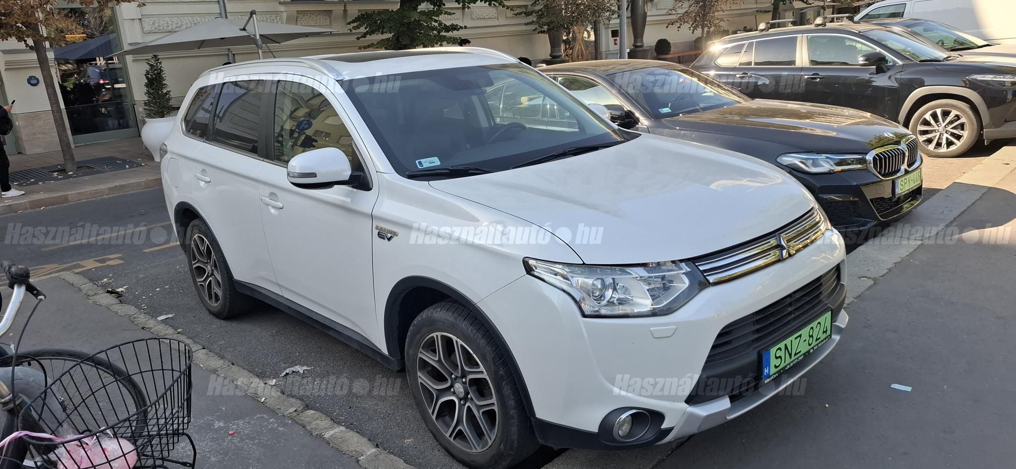MITSUBISHI OUTLANDER 2015/9 - 1